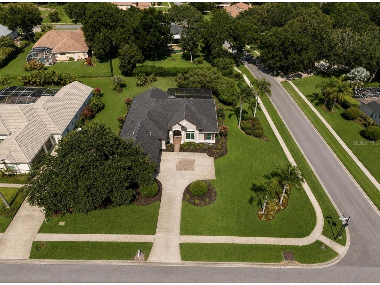 6105 Audubon Manor Boulevard Lithia FL 33547 TB8532375 image80