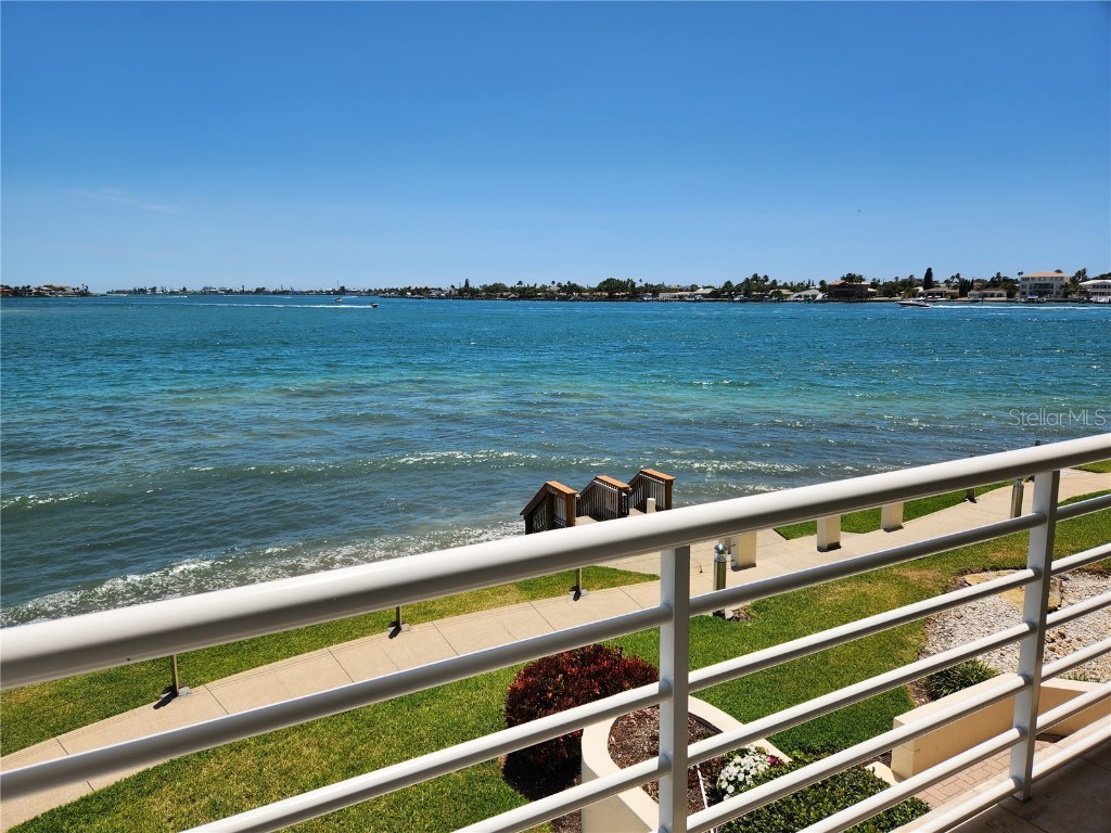 6105 Bahia Del Mar Circle #283 Saint Petersburg FL 33715 TB8369743 image3