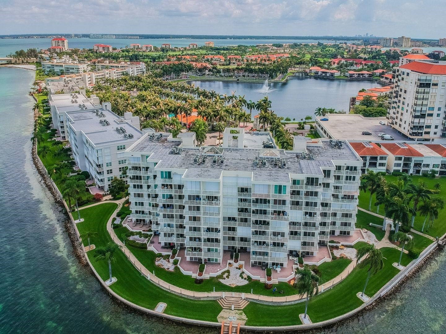 6105 Bahia Del Mar Circle #287 Saint Petersburg FL 33715 TB8474468 image1