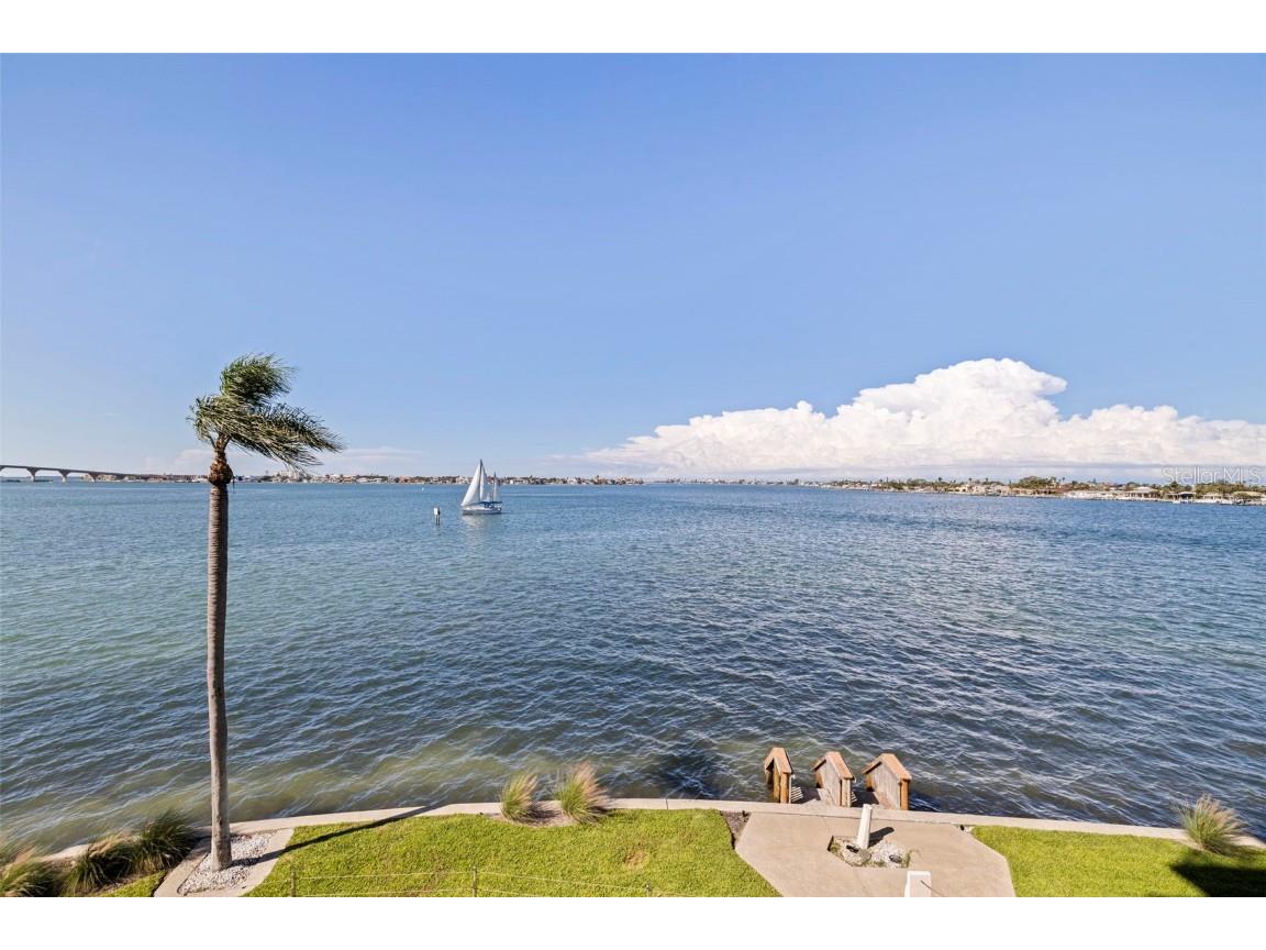 6105 Bahia Del Mar Circle #384 Saint Petersburg FL 33715 TB8410229 image37