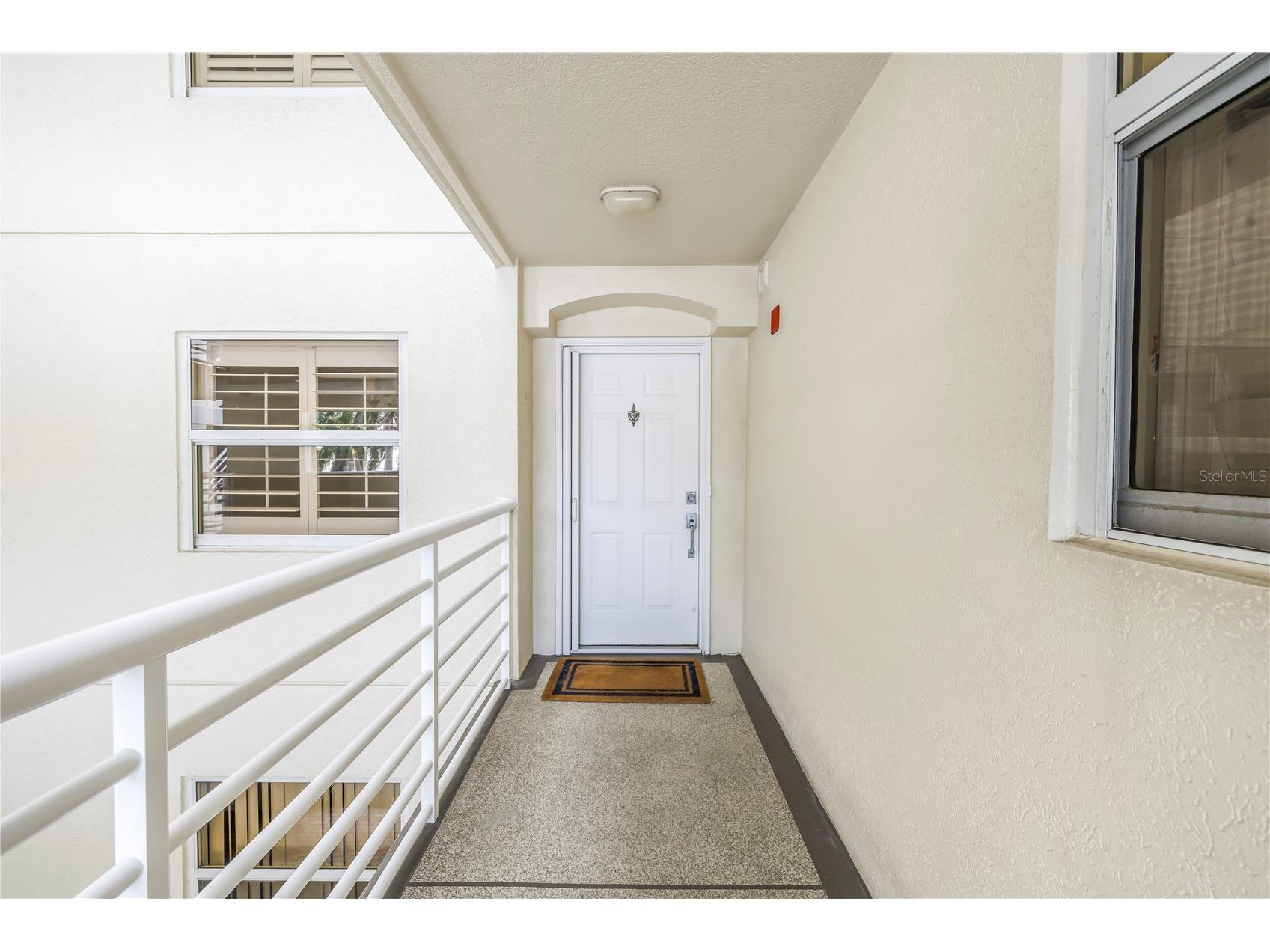 6105 Bahia Del Mar Circle #384 Saint Petersburg FL 33715 TB8472639 image2