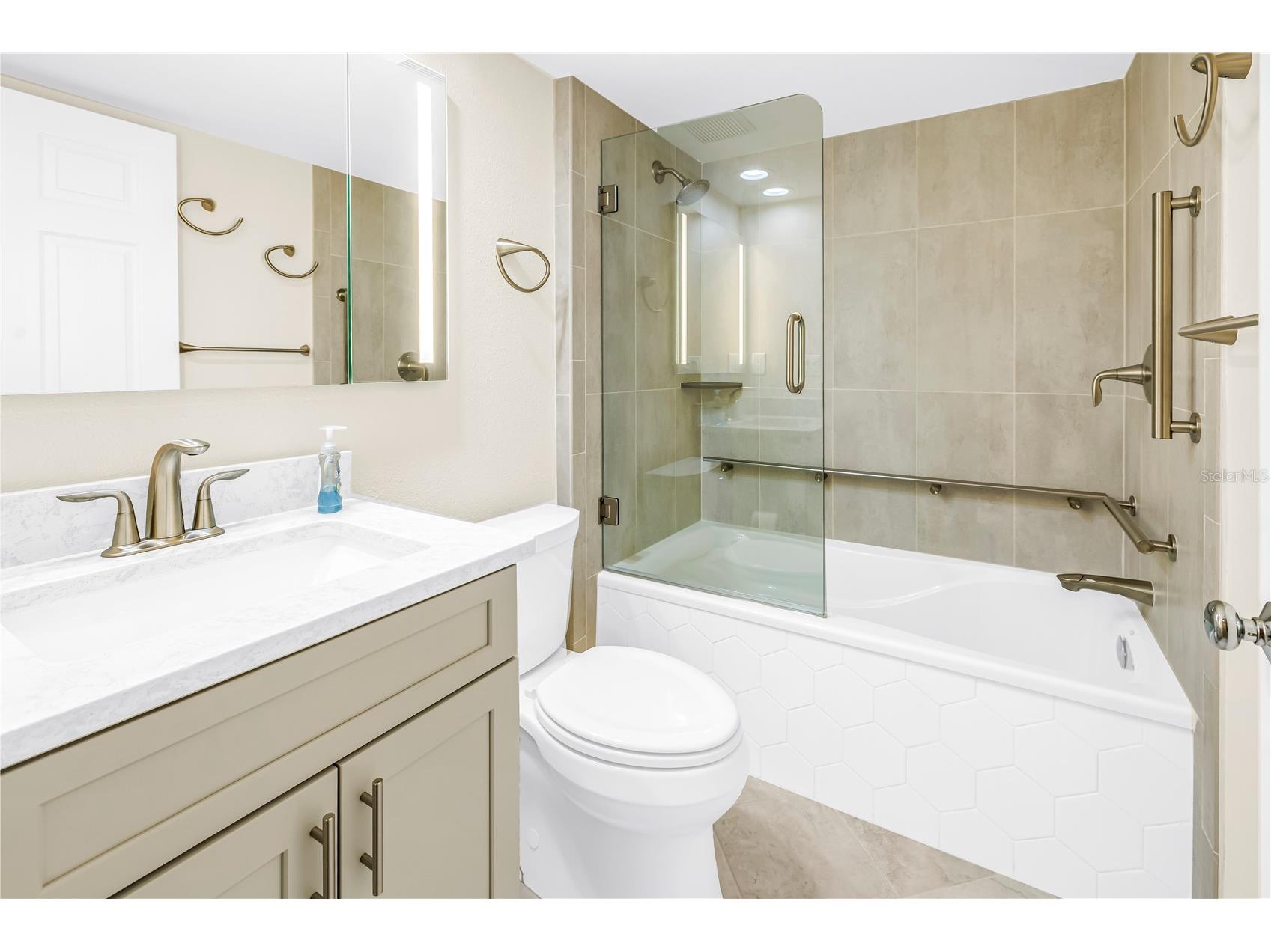 6105 Bahia Del Mar Circle #384 Saint Petersburg FL 33715 TB8472639 image29