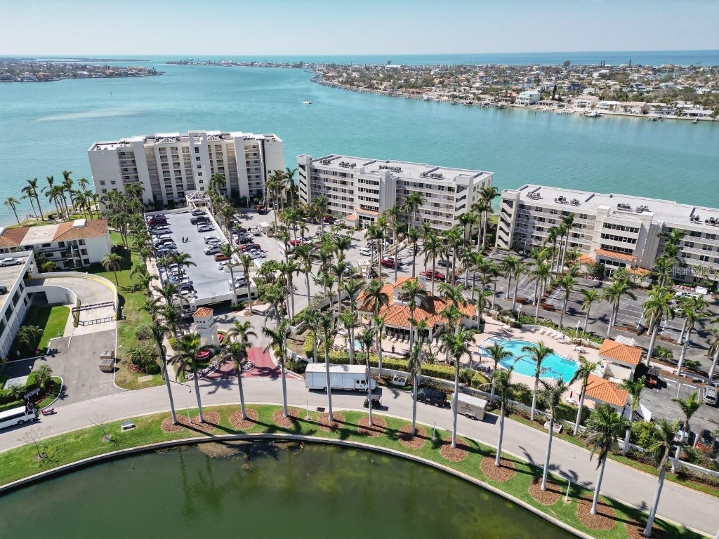 6105 Bahia Del Mar Circle #682 Saint Petersburg FL 33715 TB8395683 image32