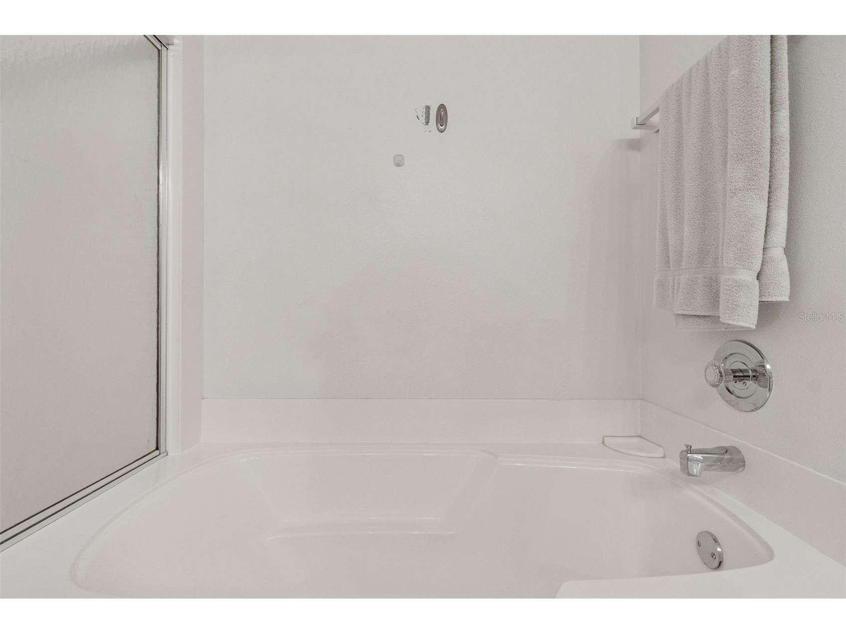 6105 Bahia Del Mar Circle #686 Saint Petersburg FL 33715 - INTRACOASTAL WATERWAY TB8469660 image25
