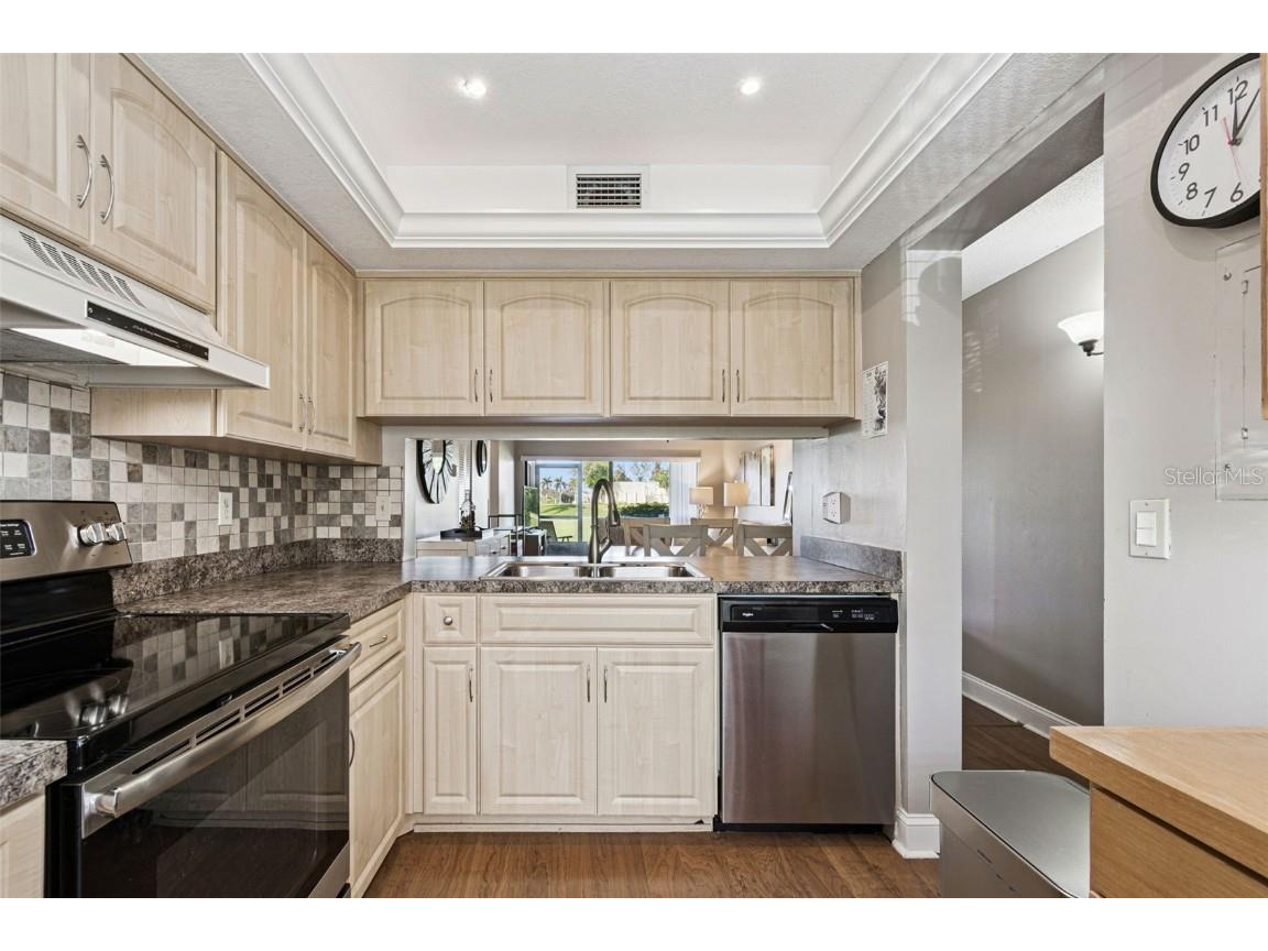 6105 Palma Del Mar Boulevard S #120 Saint Petersburg FL 33715 TB8431433 image14