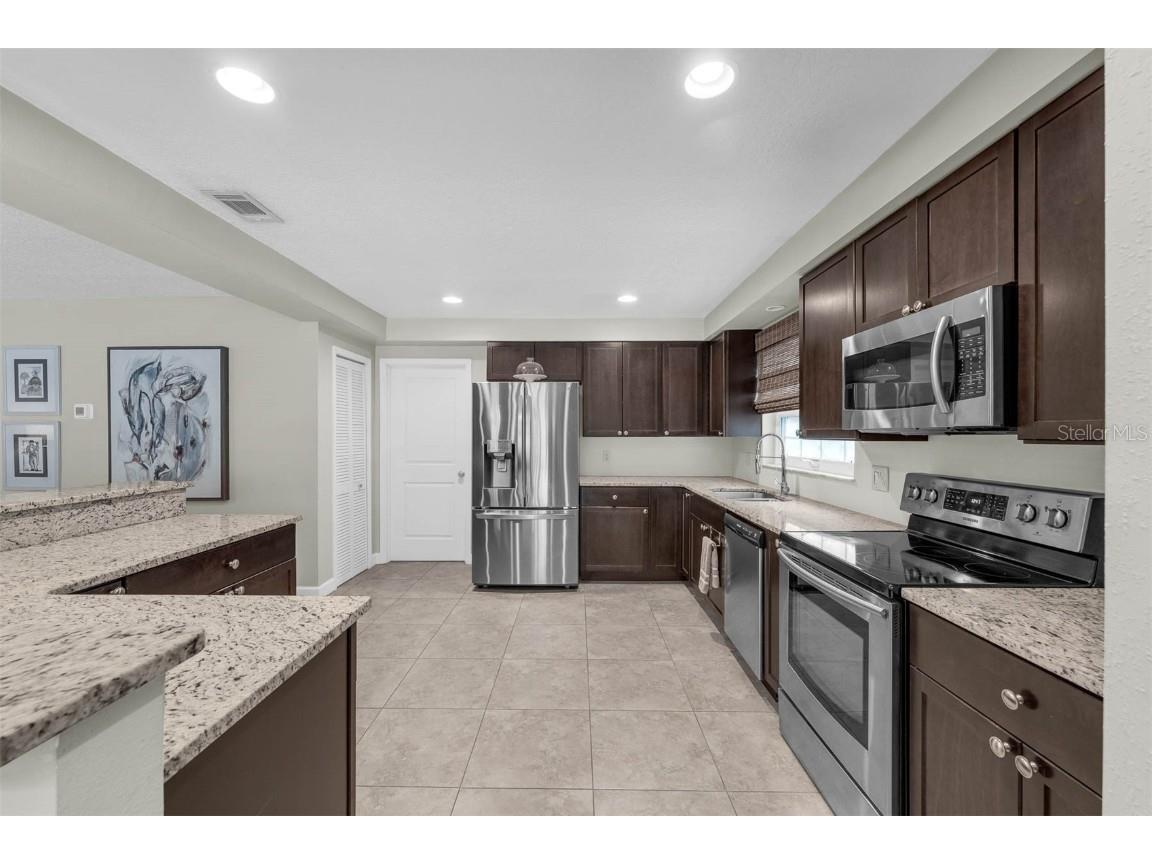 6106 Huckleberry Avenue Orlando FL 32819 O6352243 image12