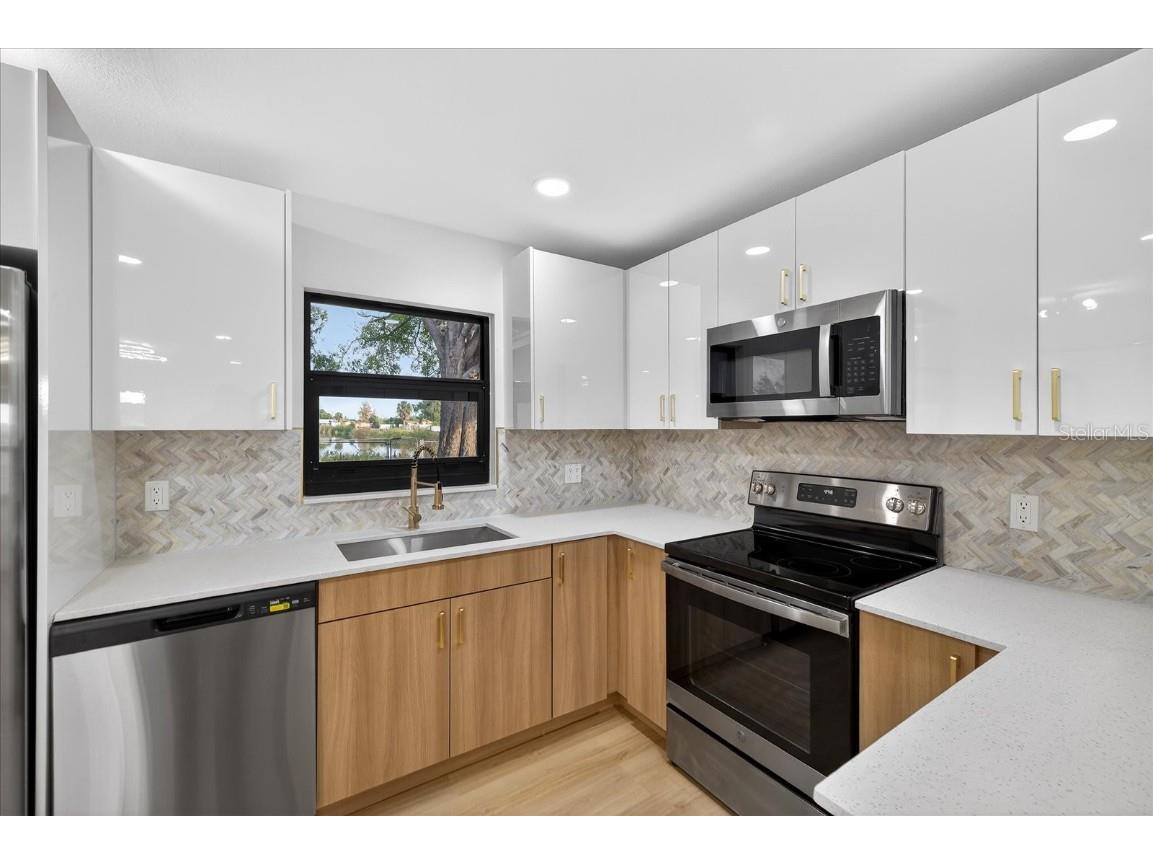6107 Cole Drive Tampa FL 33634 TB8456812 image22