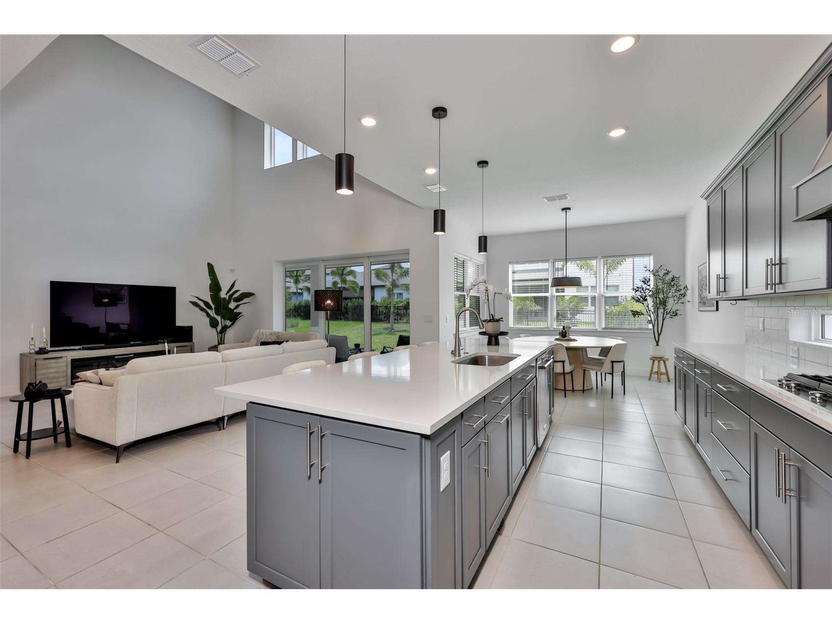 6107 Golden Beach Drive Apollo Beach FL 33572 TB8516163 image3