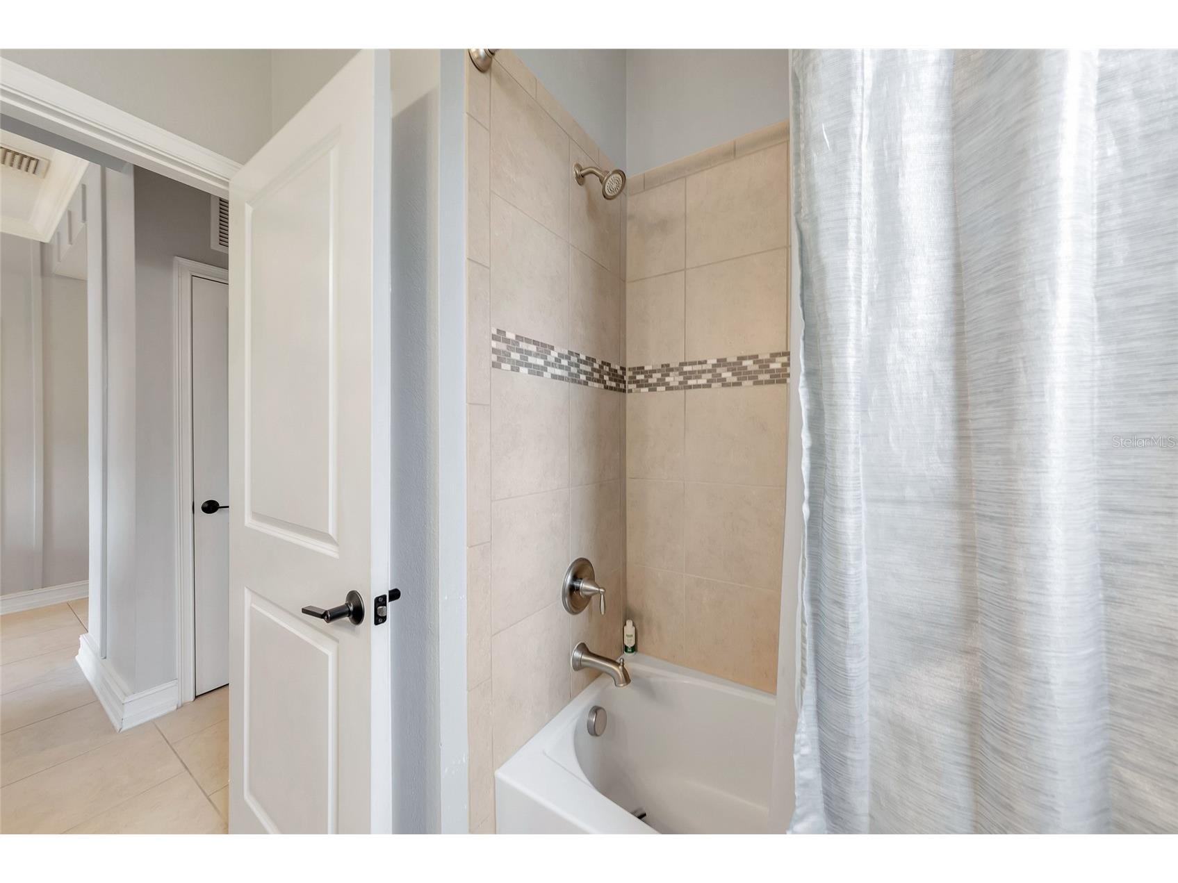 6107 Horse Mill Place Palmetto FL 34221 A4687490 image3