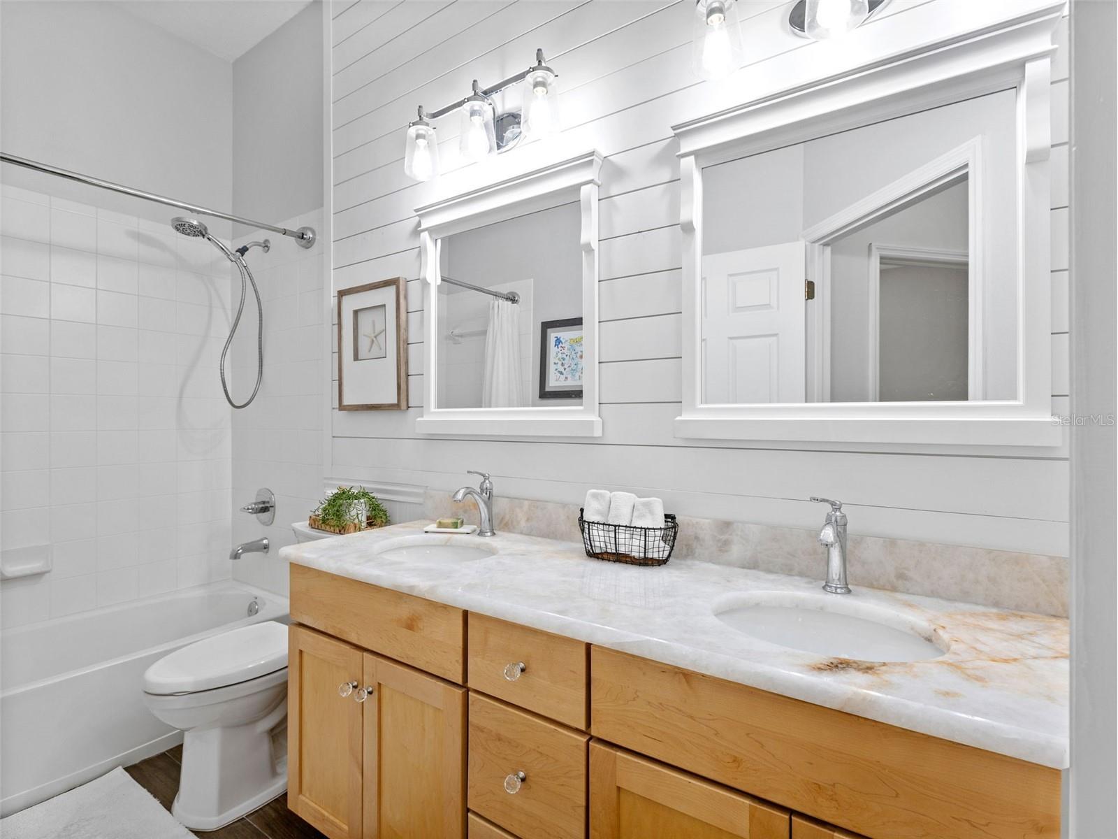 6107 Kingbird Manor Drive Lithia FL 33547 TB8490317 image25