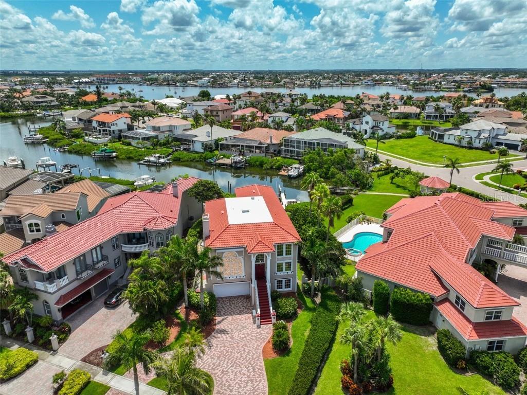 6107 Marbella Boulevard Apollo Beach FL 33572 - ANDALUCIA CANAL TB8397426 image2