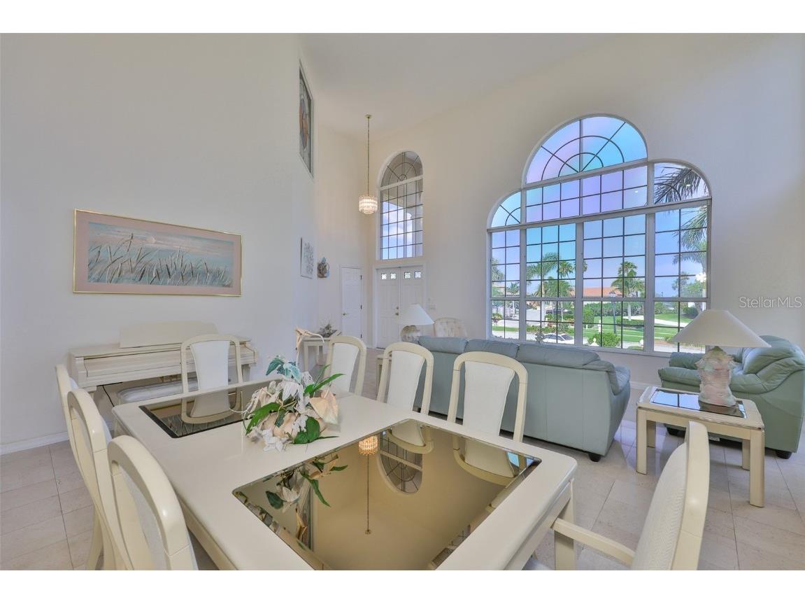 6107 Marbella Boulevard Apollo Beach FL 33572 - ANDALUCIA CANAL TB8397426 image7