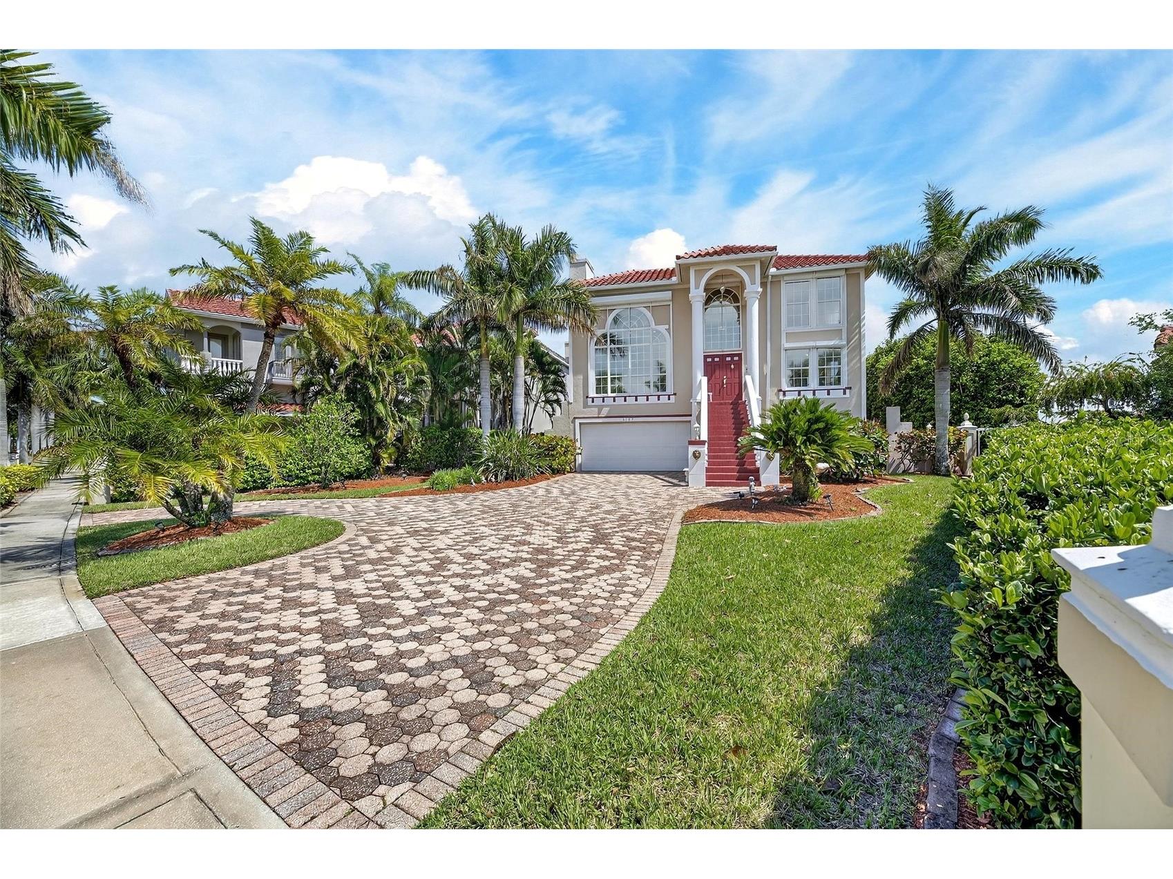 6107 Marbella Boulevard Apollo Beach FL 33572 - ANDALUCIA CANAL TB8487718 image1