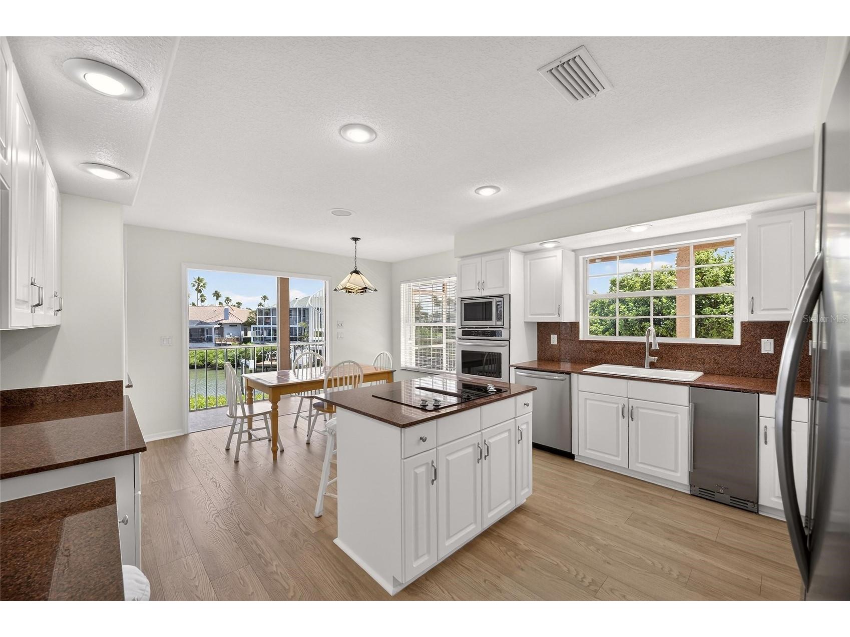 6107 Marbella Boulevard Apollo Beach FL 33572 - ANDALUCIA CANAL TB8487718 image18