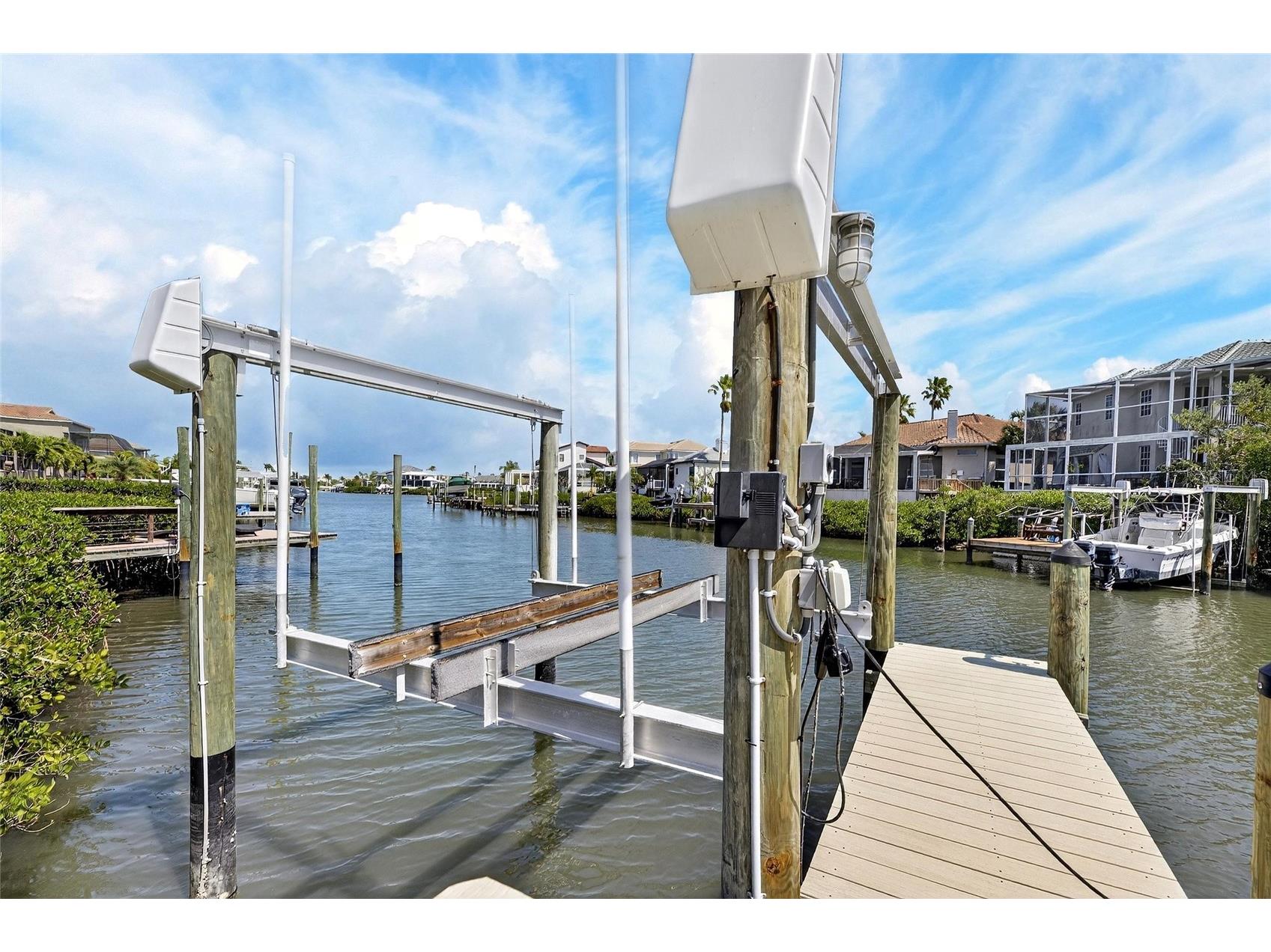 6107 Marbella Boulevard Apollo Beach FL 33572 - ANDALUCIA CANAL TB8487718 image4