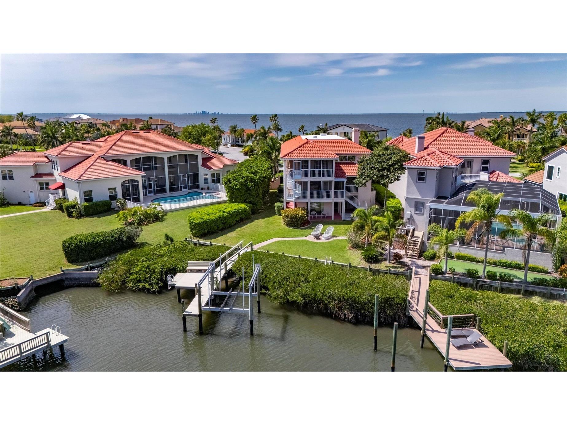 6107 Marbella Boulevard Apollo Beach FL 33572 - ANDALUCIA CANAL TB8487718 image93