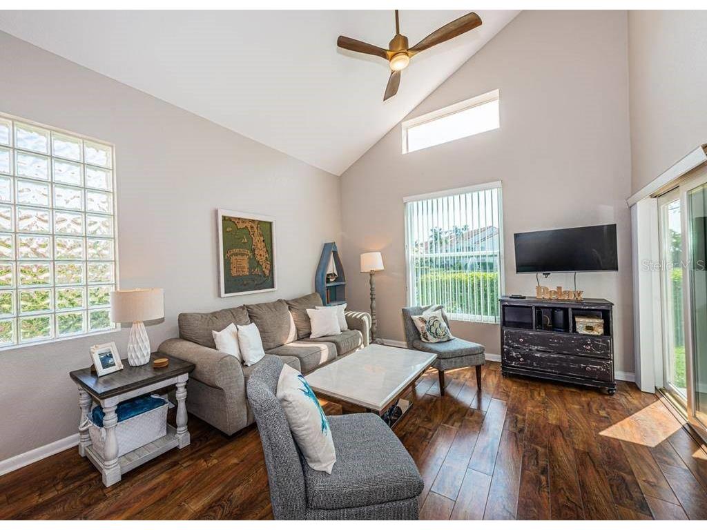 6107 Mirada Circle Saint Petersburg FL 33715 TB8483529 image8
