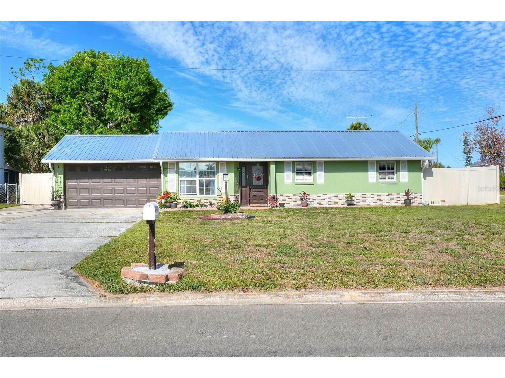 6108 Fairway Boulevard Apollo Beach FL 33572 L4960829 image1