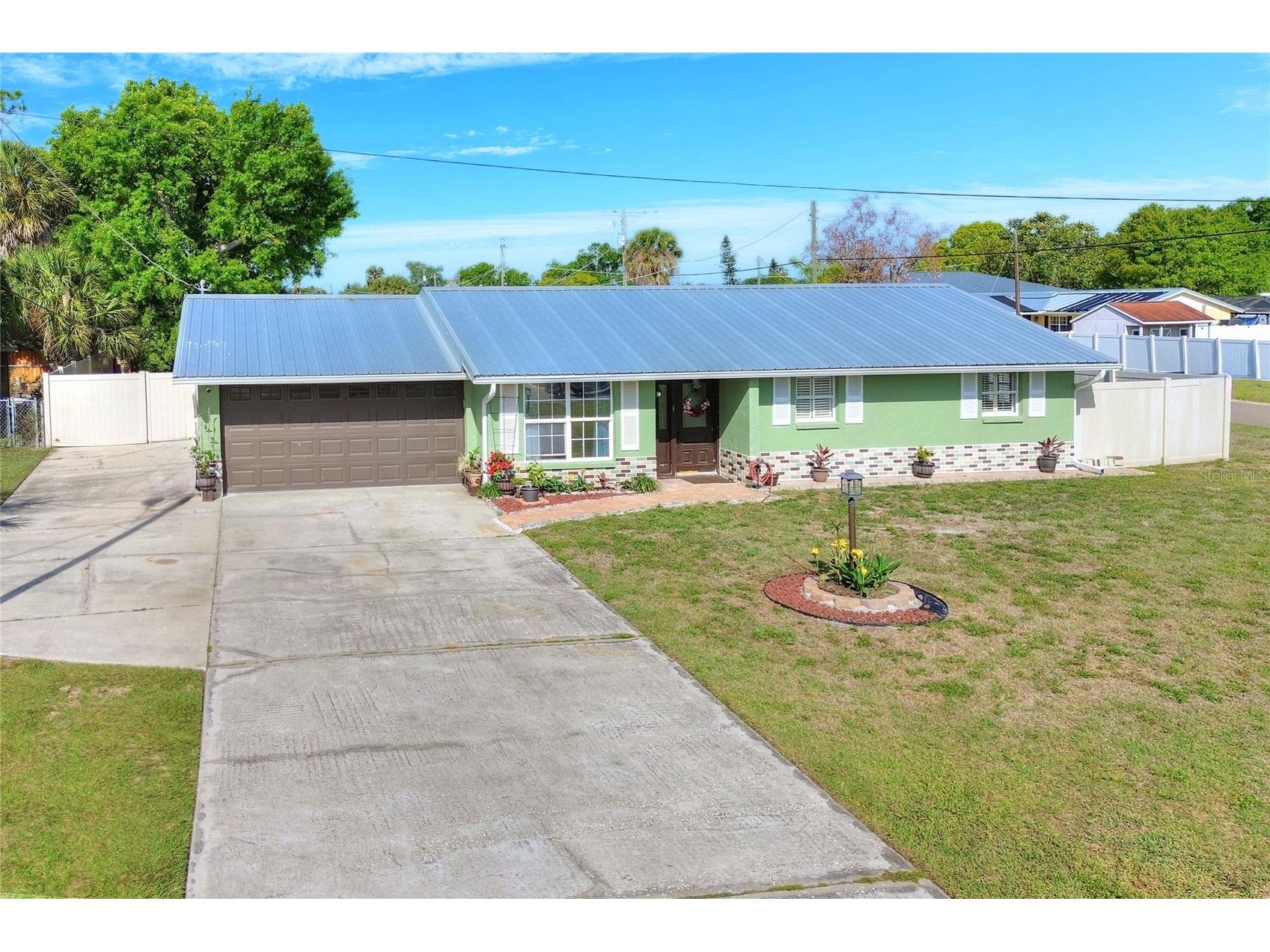 6108 Fairway Boulevard Apollo Beach FL 33572 L4960829 image2