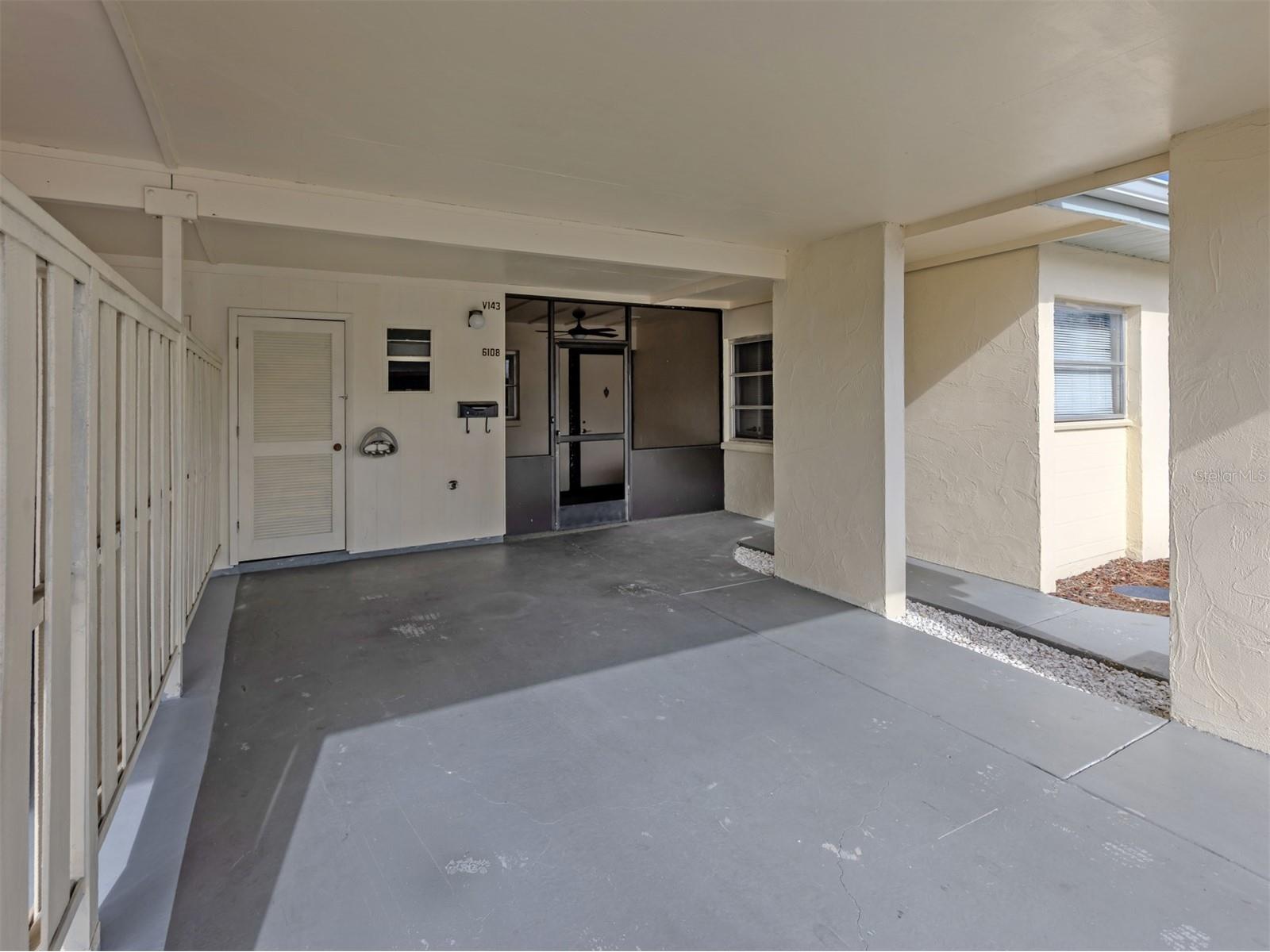 6108 Green View Drive #143 Sarasota FL 34231 N6143757 image3