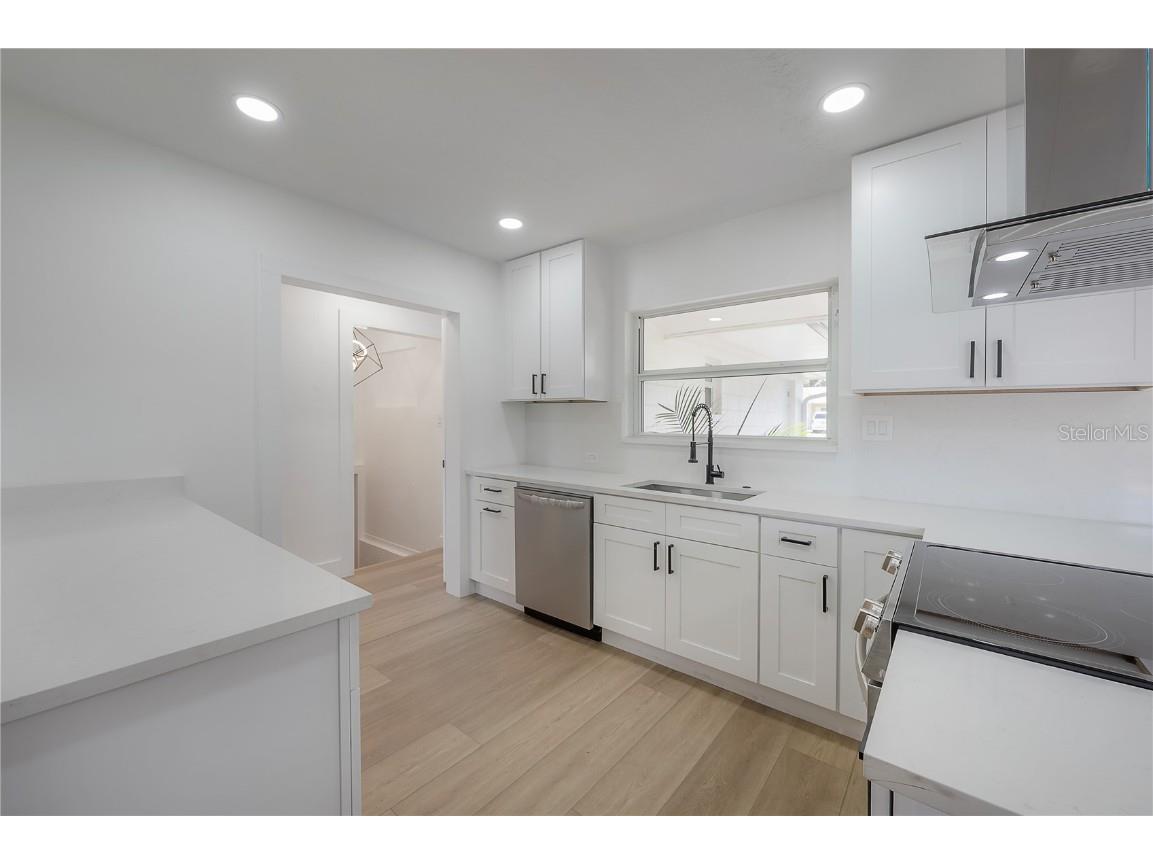 6108 Oak Ridge Avenue New Port Richey FL 34653 TB8399087 image16