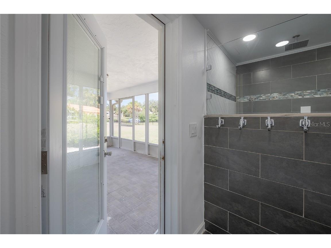 6108 Oak Ridge Avenue New Port Richey FL 34653 TB8399087 image59