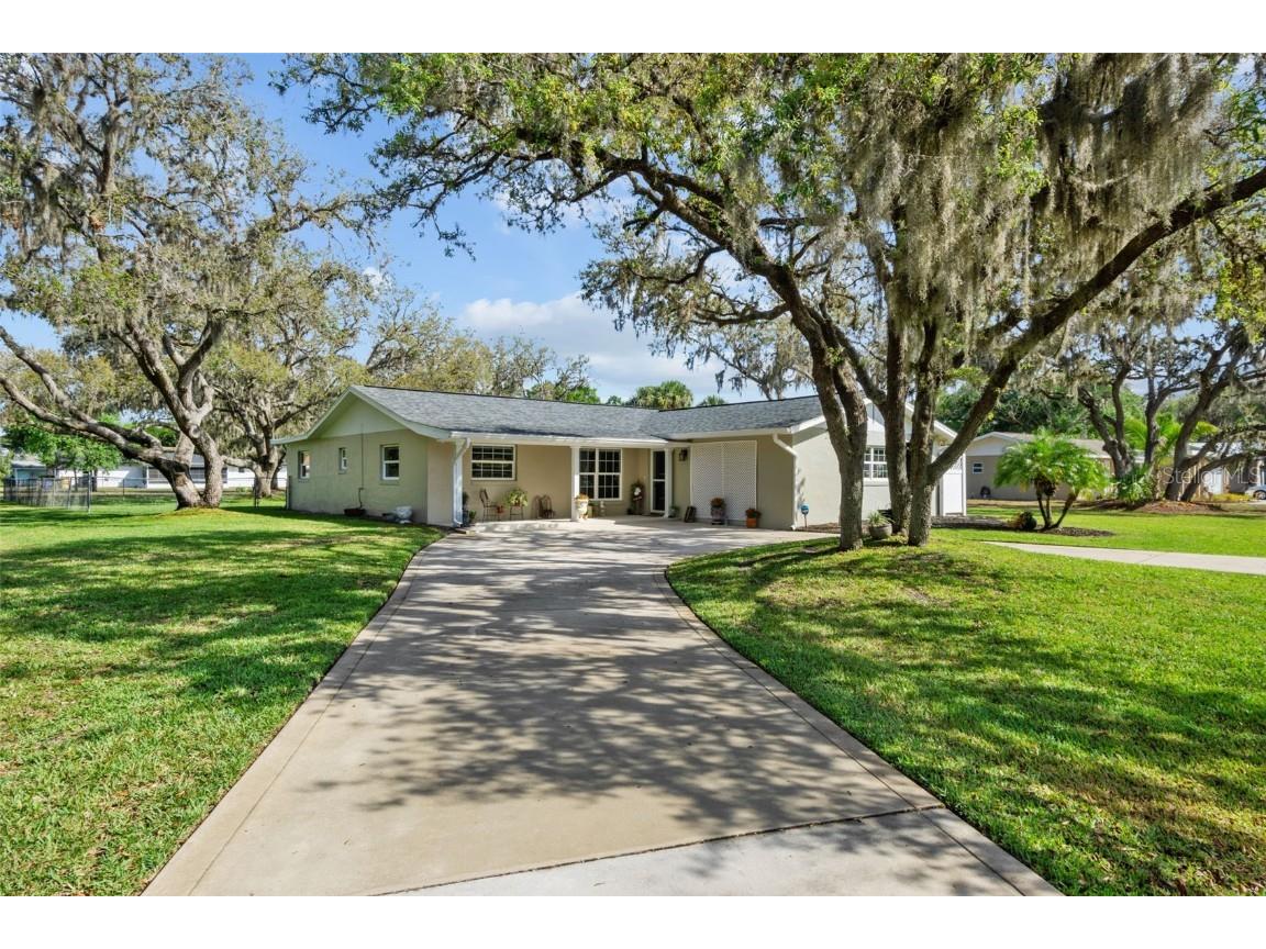 6109 Pine Lane Sebring FL 33876 P4925148 image1