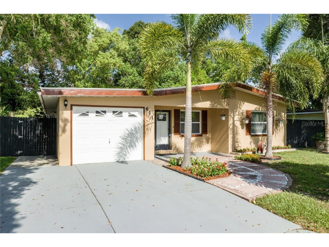 611 11th Street NW Largo FL 33770 U8210676 image1