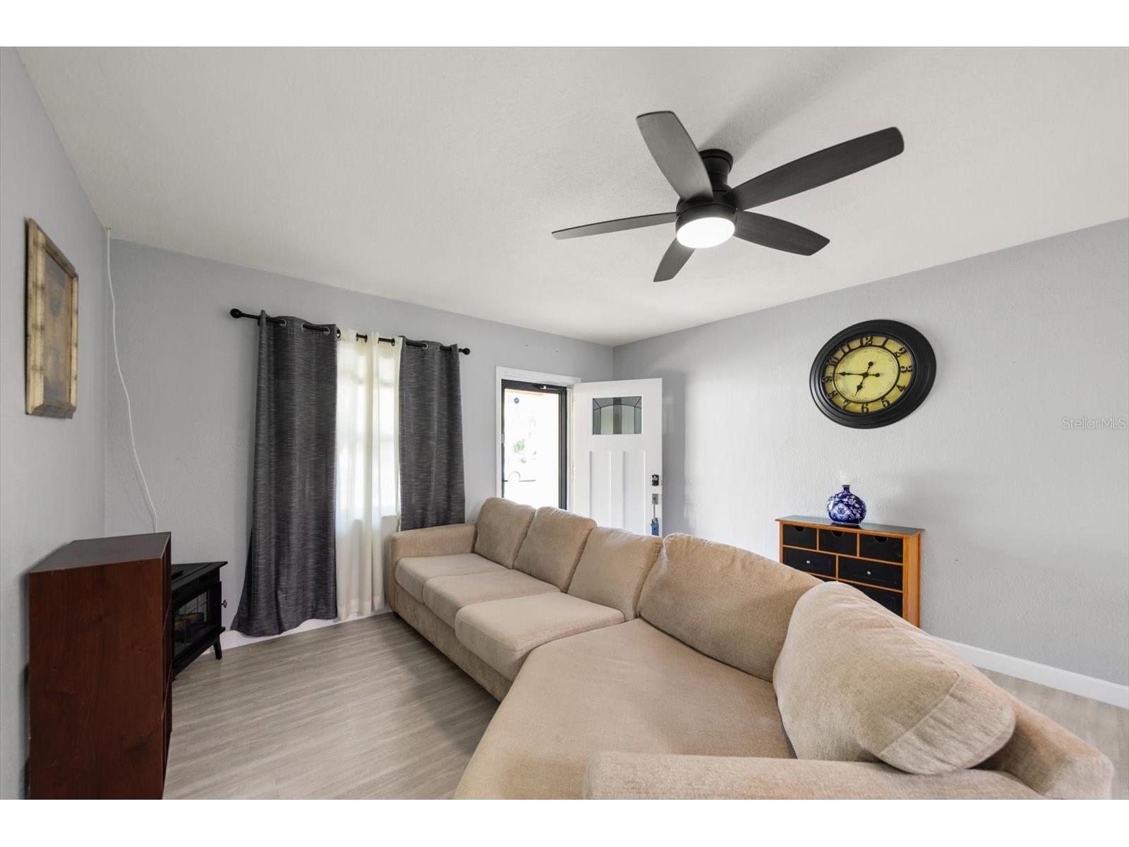 611 11th Street NW Largo FL 33770 TB8490715 image5