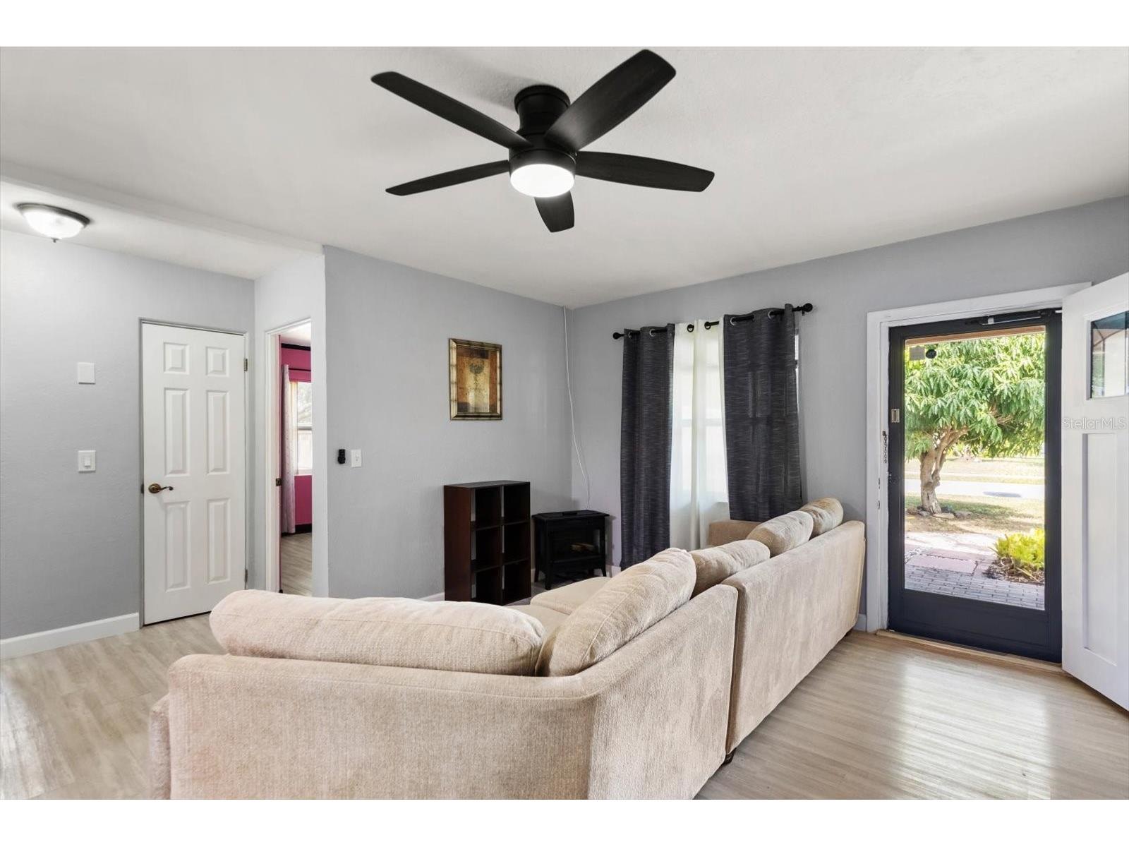 611 11th Street NW Largo FL 33770 TB8490715 image7