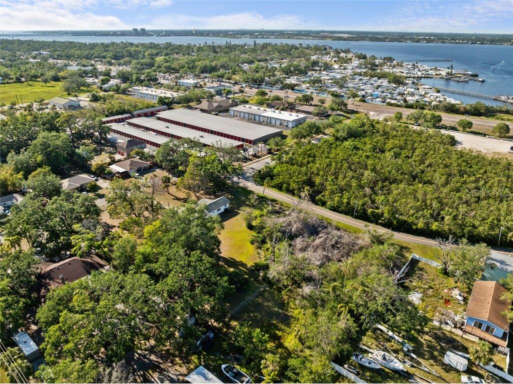 611 29th Street E Bradenton FL 34208 A4649121 image25