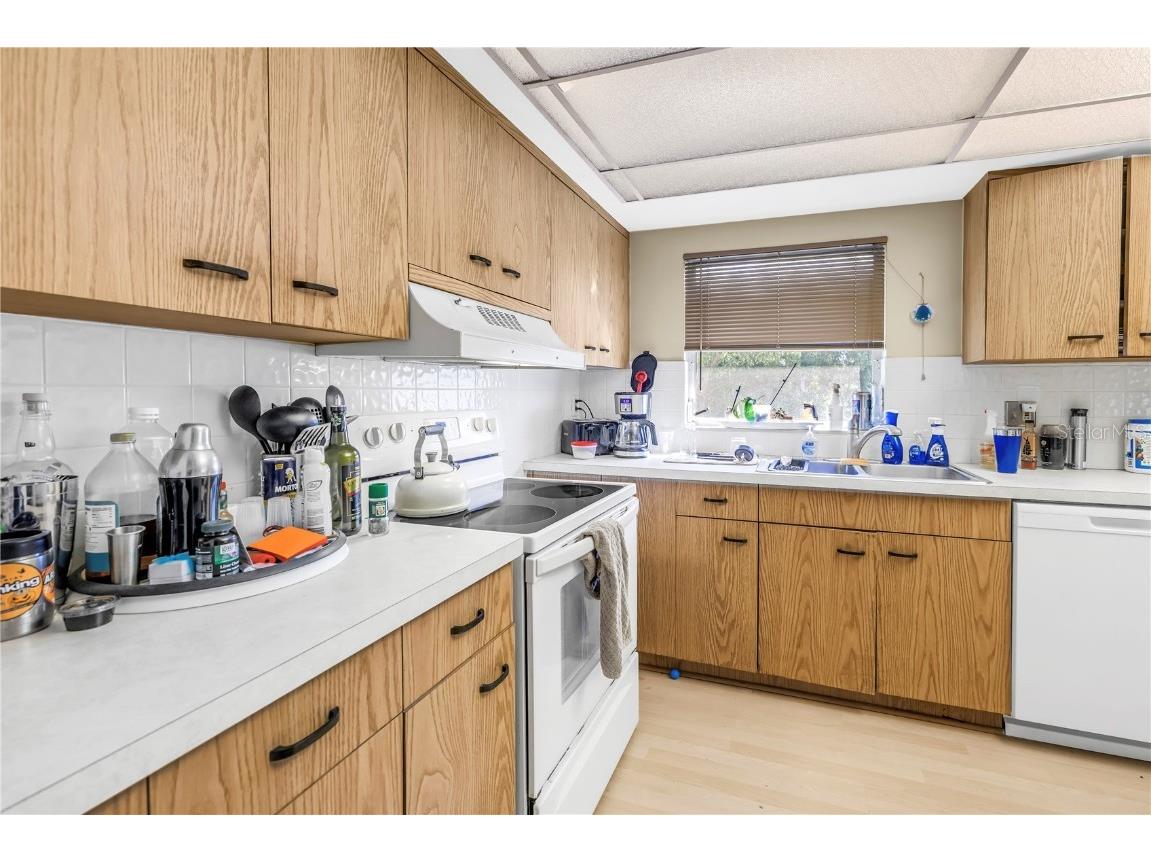 611 2nd Street N Saint Petersburg FL 33701 TB8439626 image14