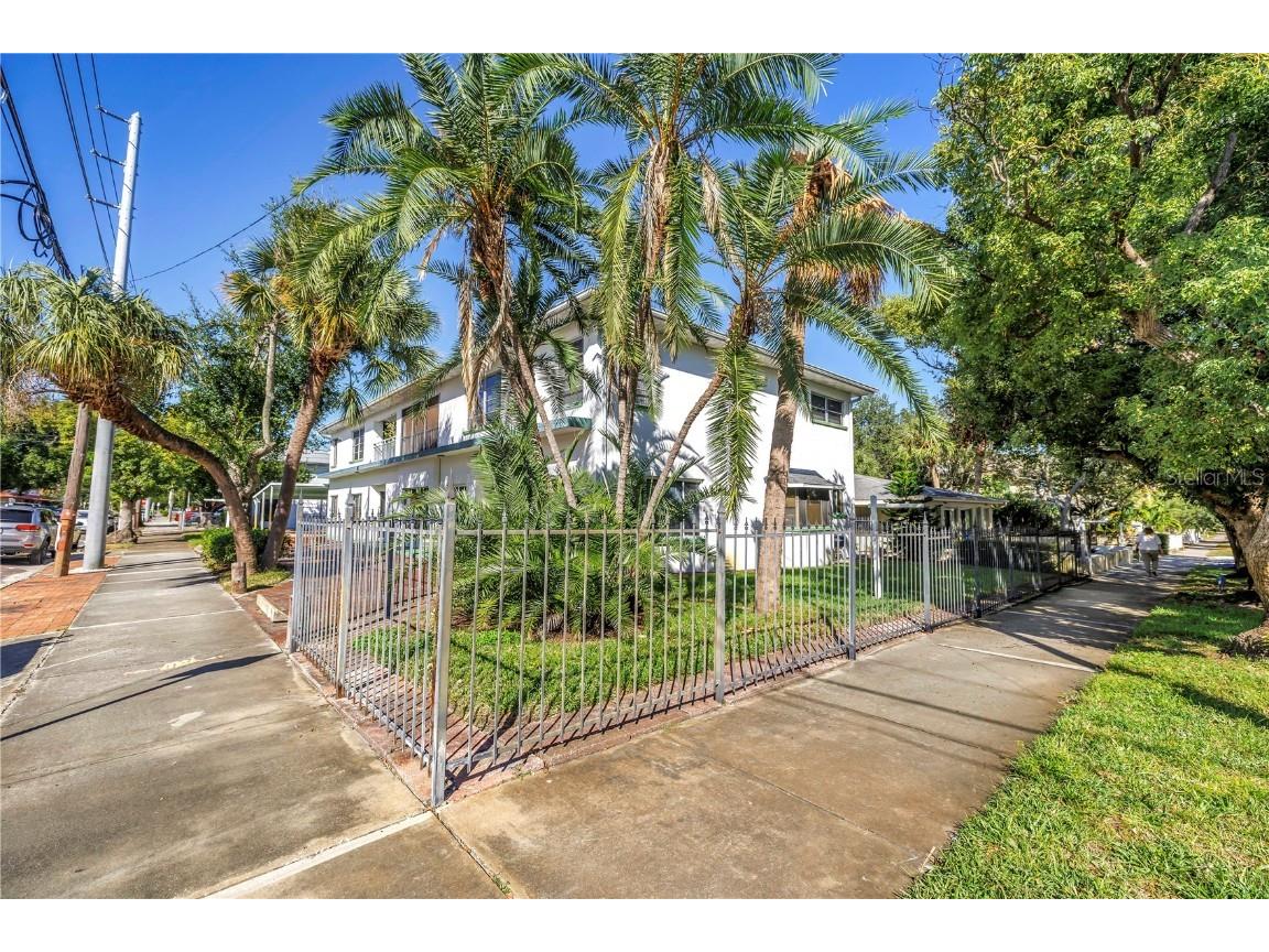 611 2nd Street N Saint Petersburg FL 33701 TB8439626 image2
