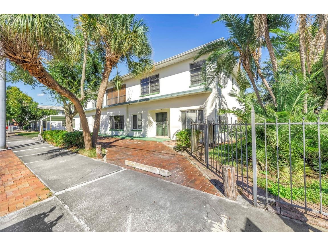 611 2nd Street N Saint Petersburg FL 33701 TB8439626 image21