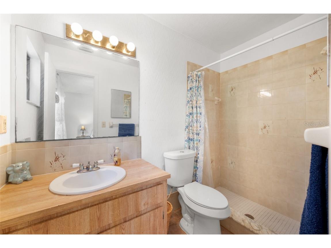 611 49th Avenue N Saint Petersburg FL 33703 TB8422919 image10