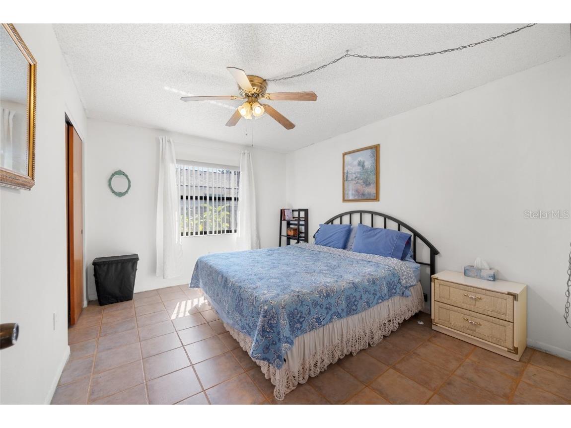 611 49th Avenue N Saint Petersburg FL 33703 TB8422919 image11