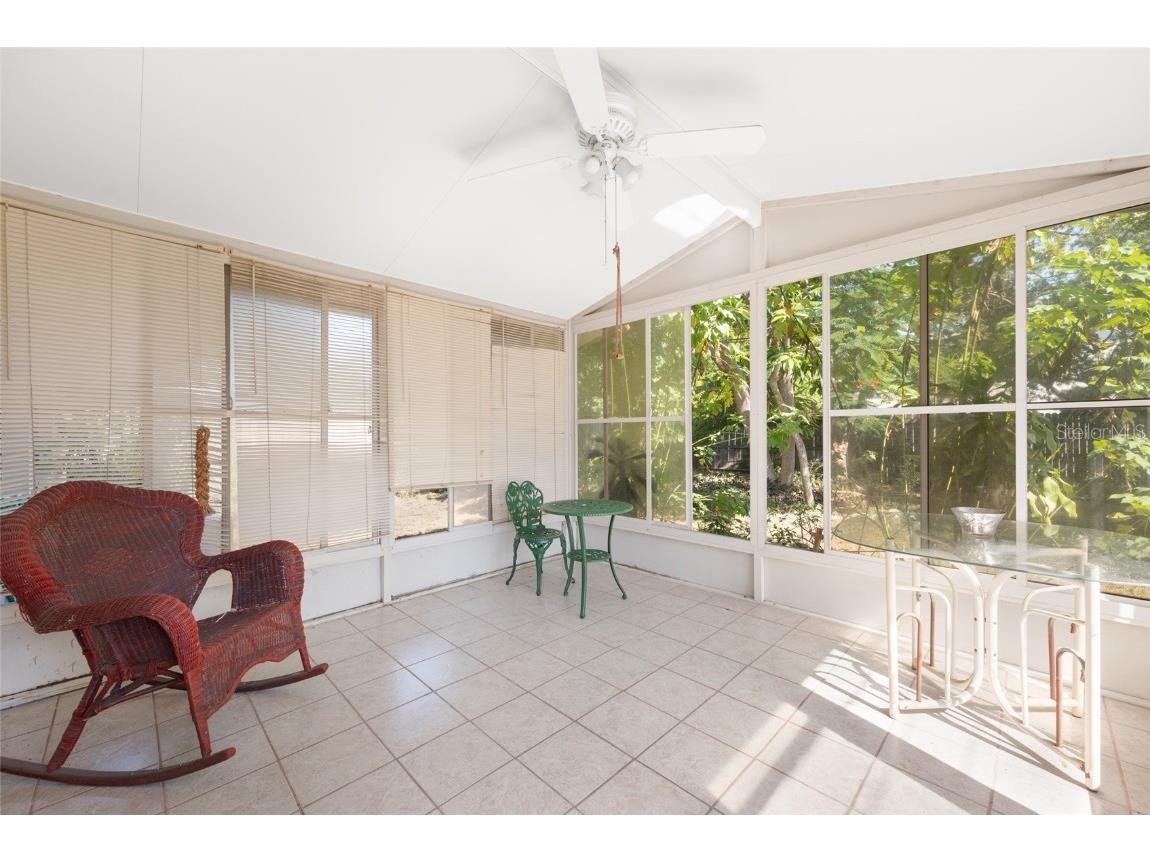 611 49th Avenue N Saint Petersburg FL 33703 TB8422919 image15