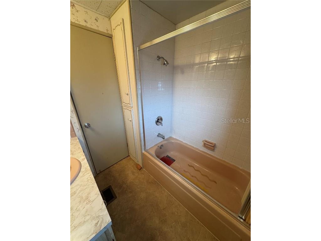 611 50th Avenue Drive W Bradenton FL 34207 N6136184 image10