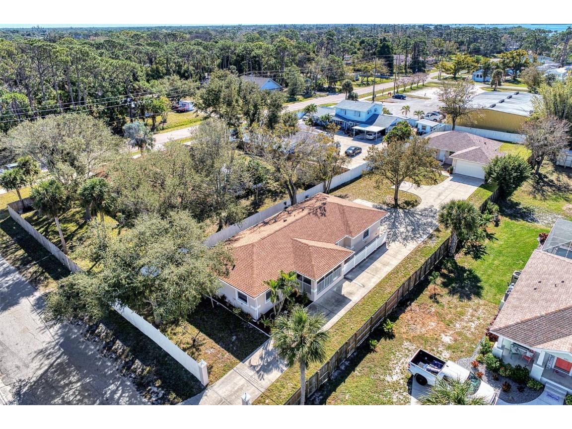611 & 615 Yale Street Englewood FL 34223 N6131007 image1
