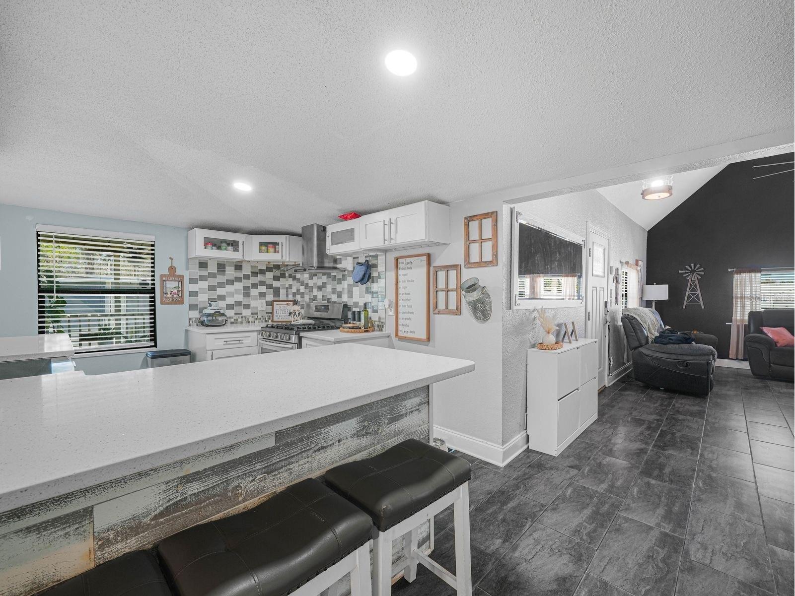 607 Acacia Walk Lake Wales FL 33898 P4937717 image10