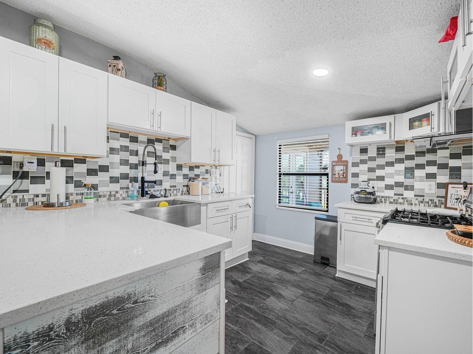 607 Acacia Walk Lake Wales FL 33898 P4937717 image11