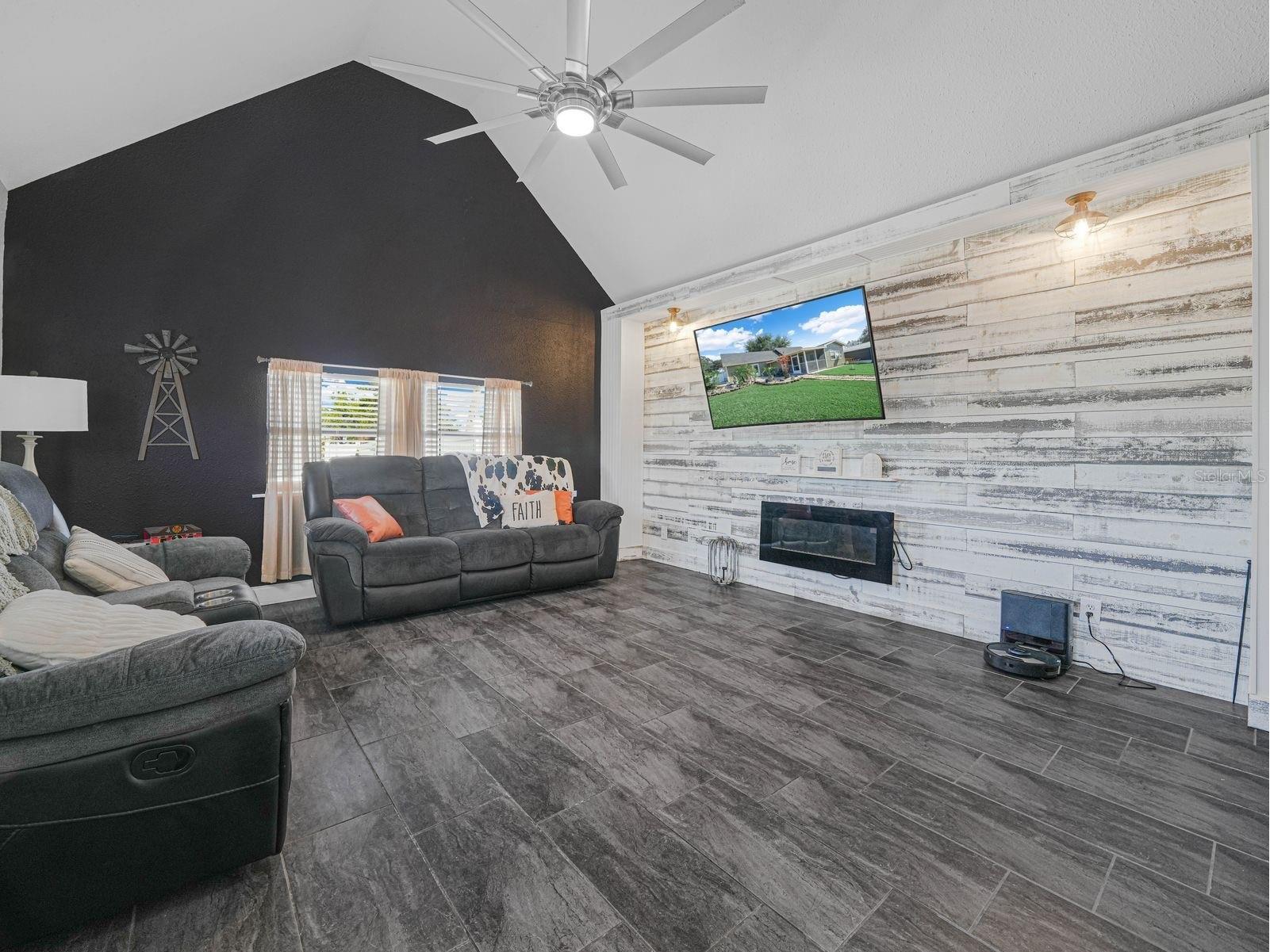 607 Acacia Walk Lake Wales FL 33898 P4937717 image8