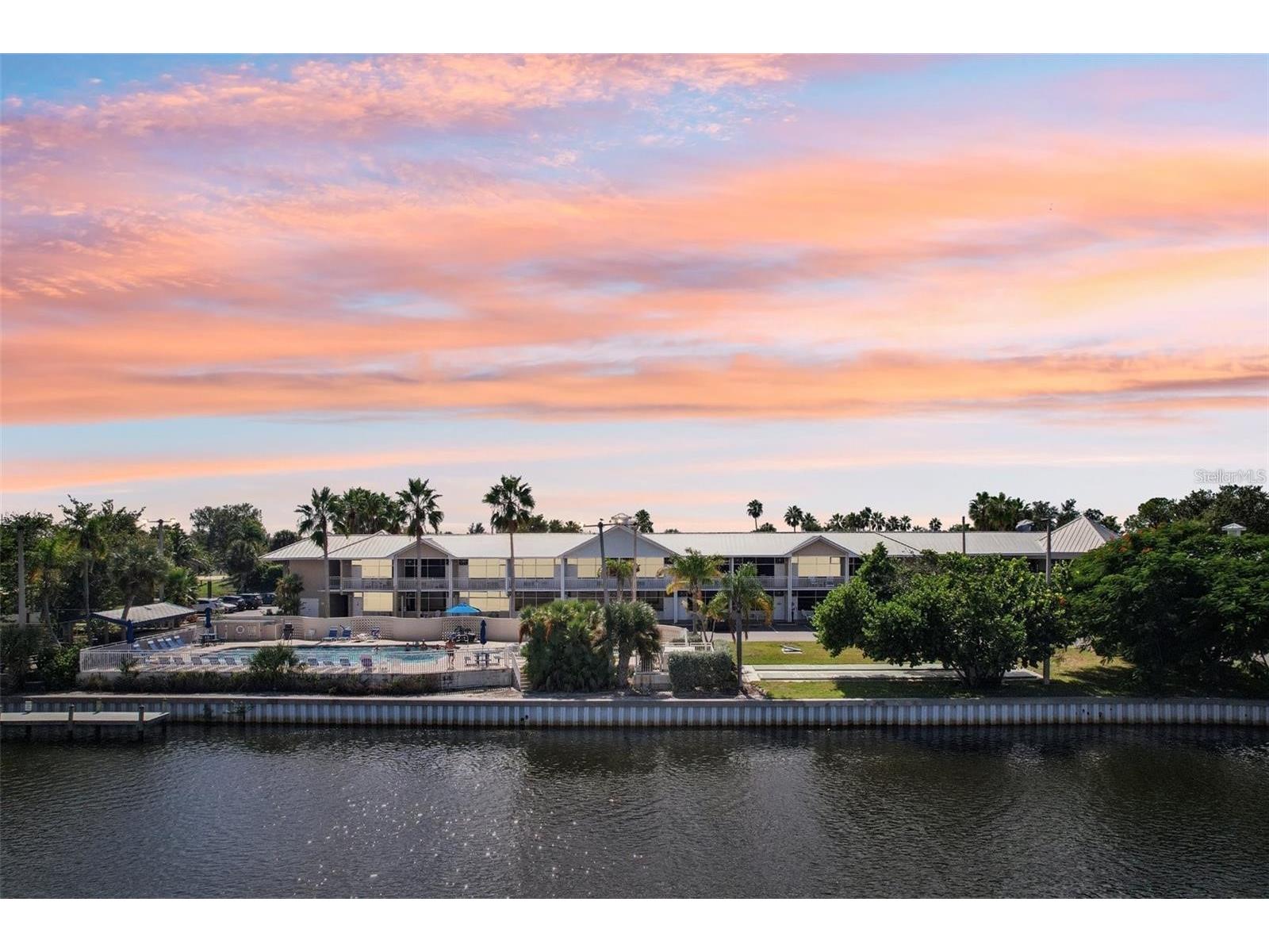 611 B Destiny Drive Ruskin FL 33570 - TAMPA BAY GULF OF AMERICA TB8491871 image1