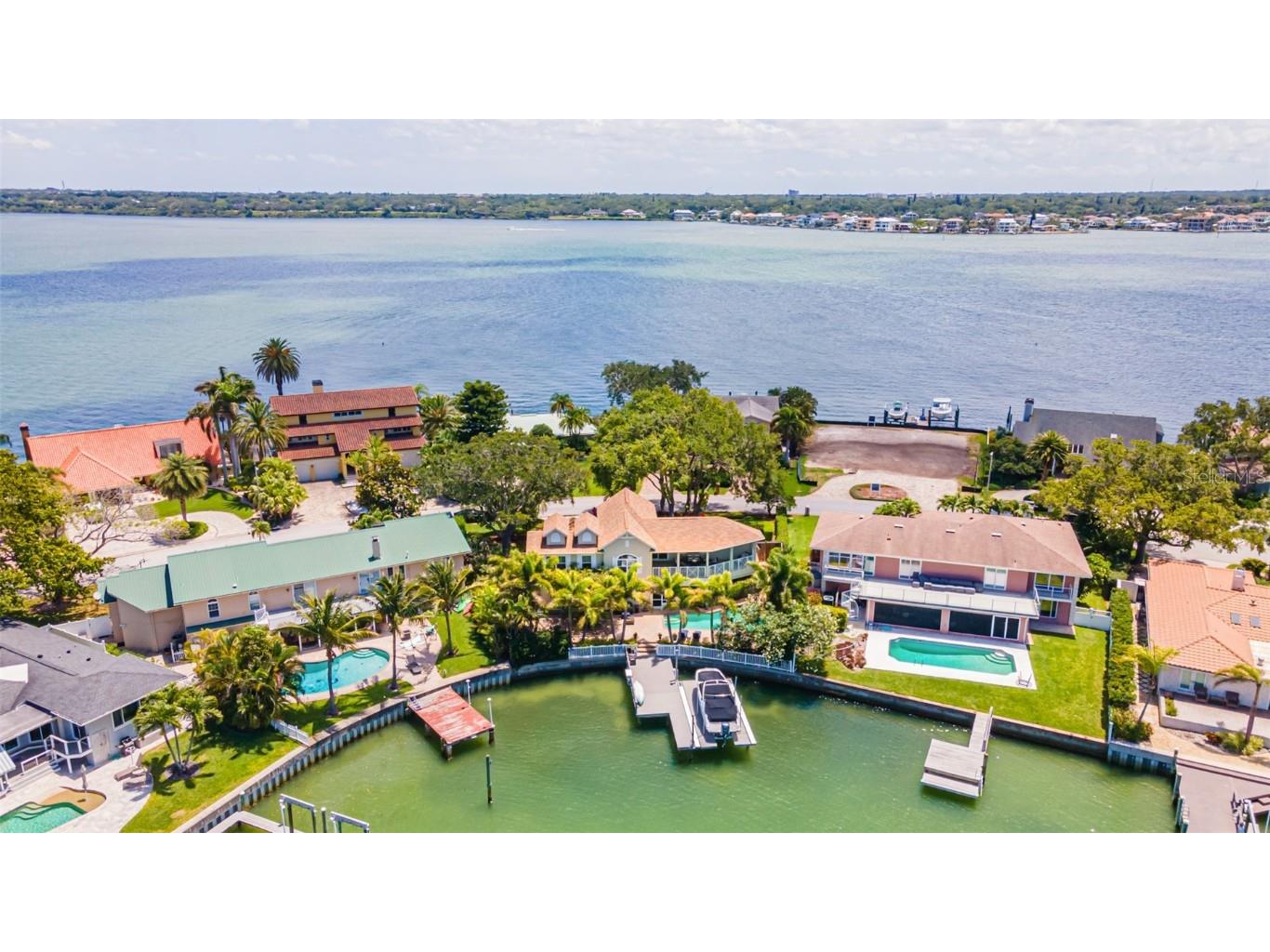 611 Belle Isle Avenue Belleair Beach FL 33786 T3445056 image1