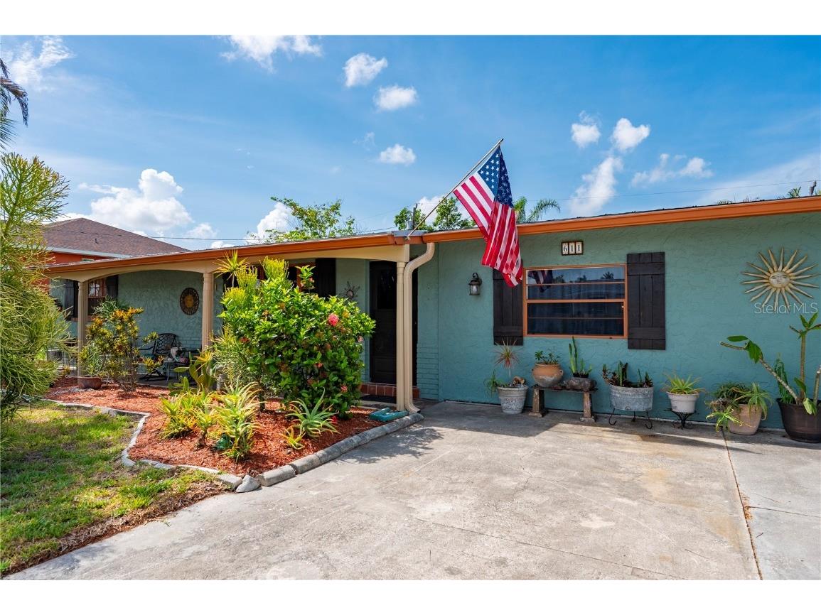611 Bonita Court Punta Gorda FL 33950 C7510700 image2