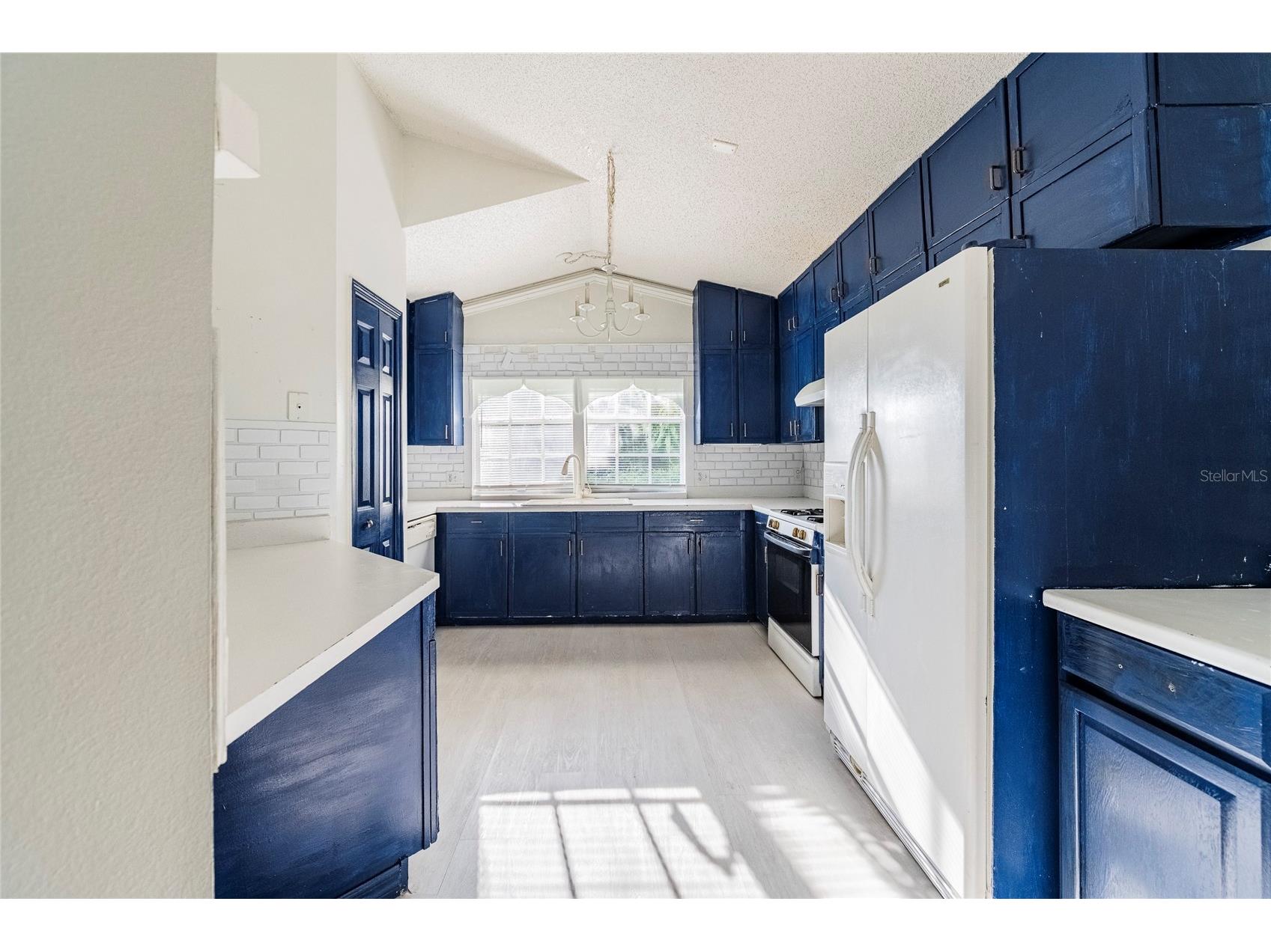 611 China Berry Circle Davenport FL 33837 TB8519632 image5