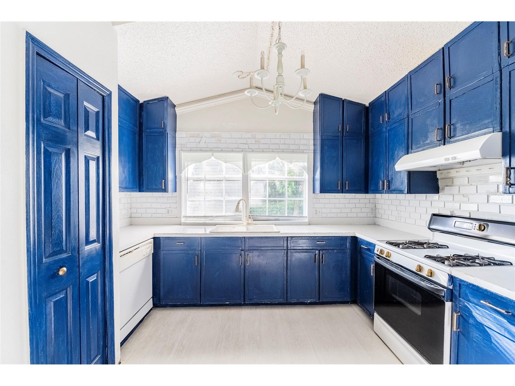 611 China Berry Circle Davenport FL 33837 TB8519632 image6