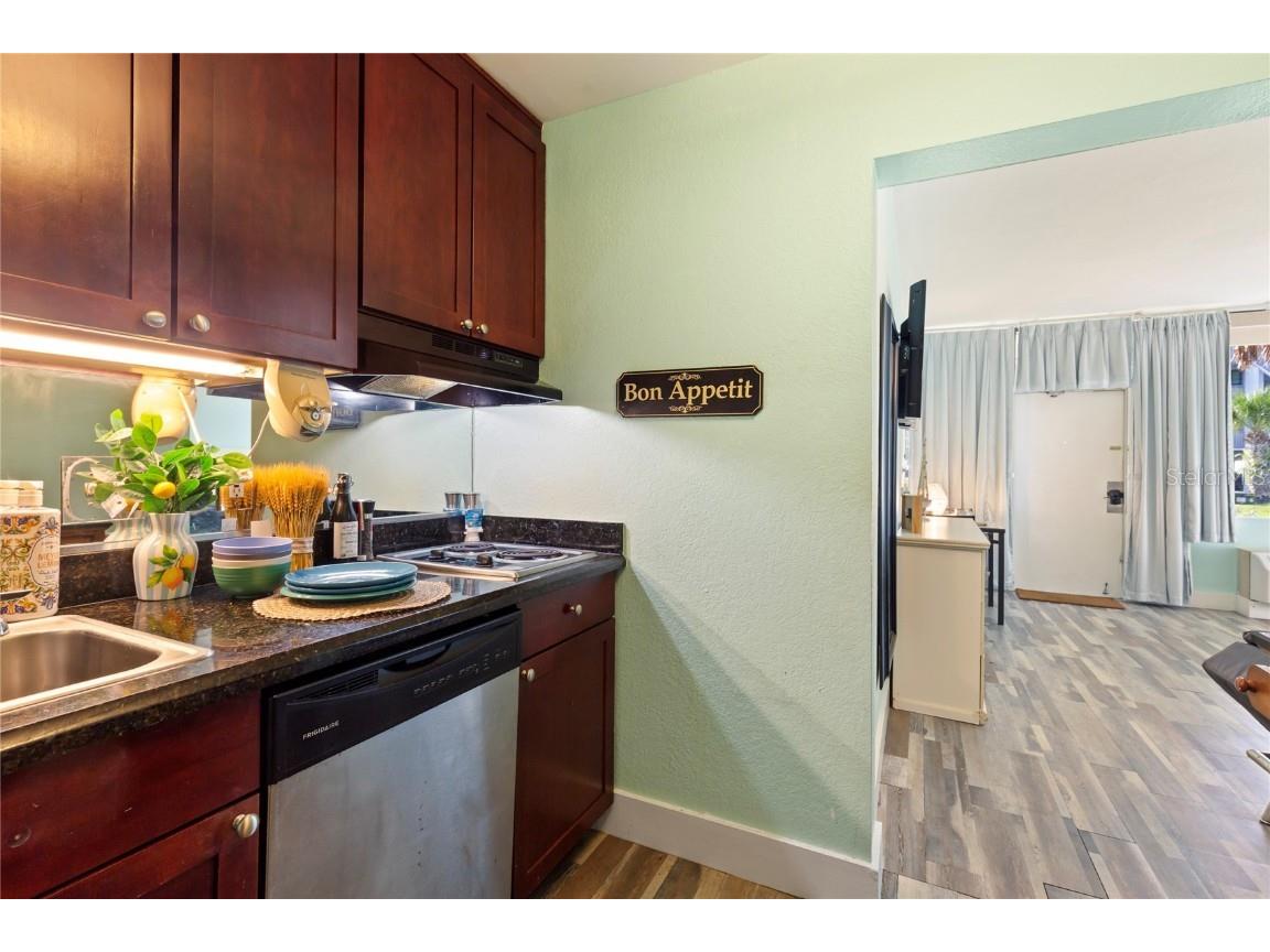 611 Destiny Dr #310 Ruskin FL 33570 TB8451959 image16