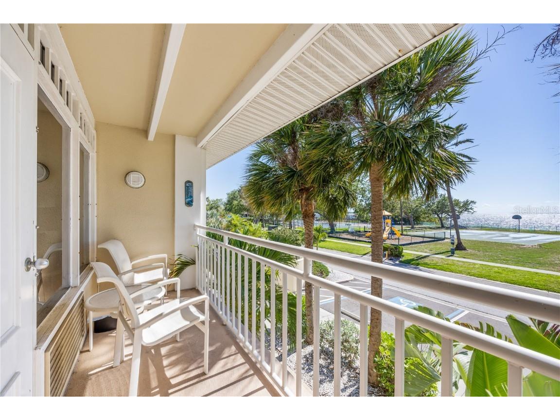 611 Destiny Drive #204 Ruskin FL 33570 TB8389787 image3