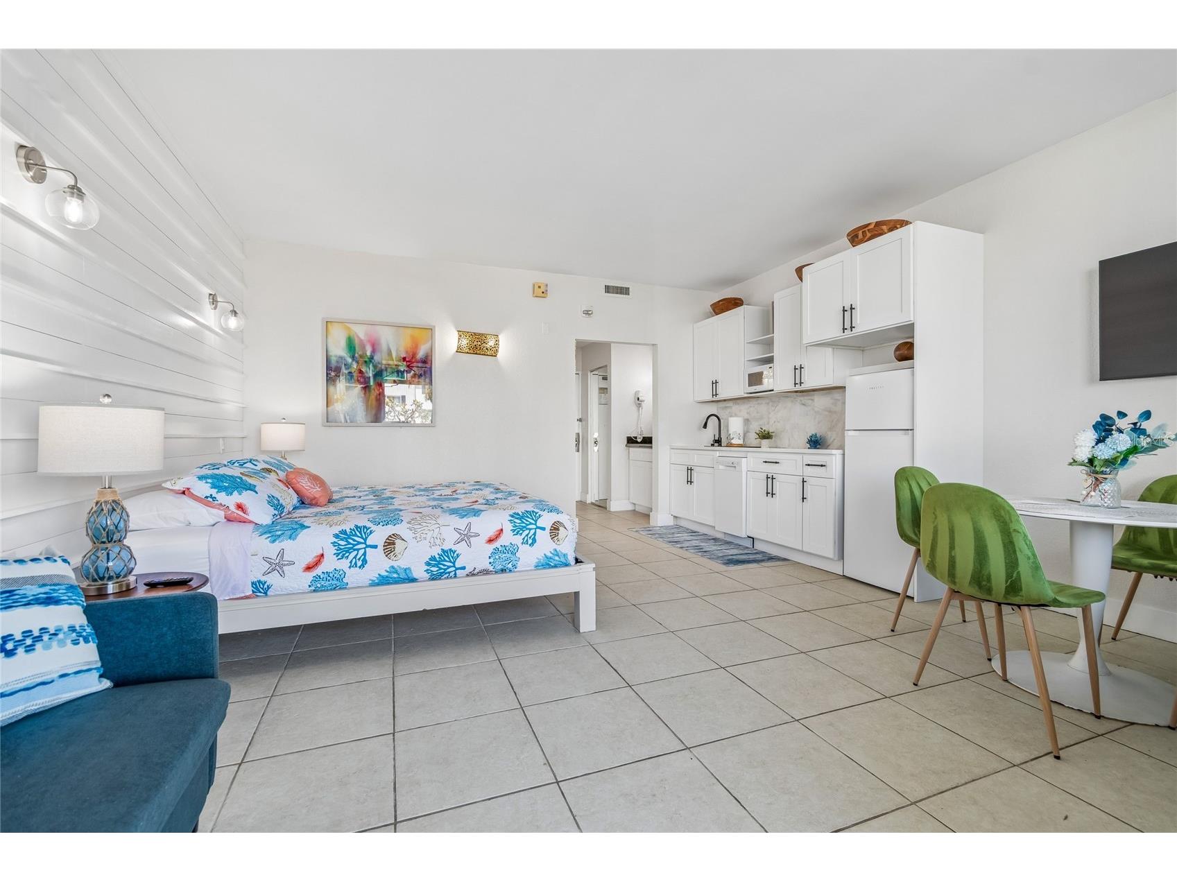 611 Destiny Drive #308 Ruskin FL 33570 TB8485722 image4